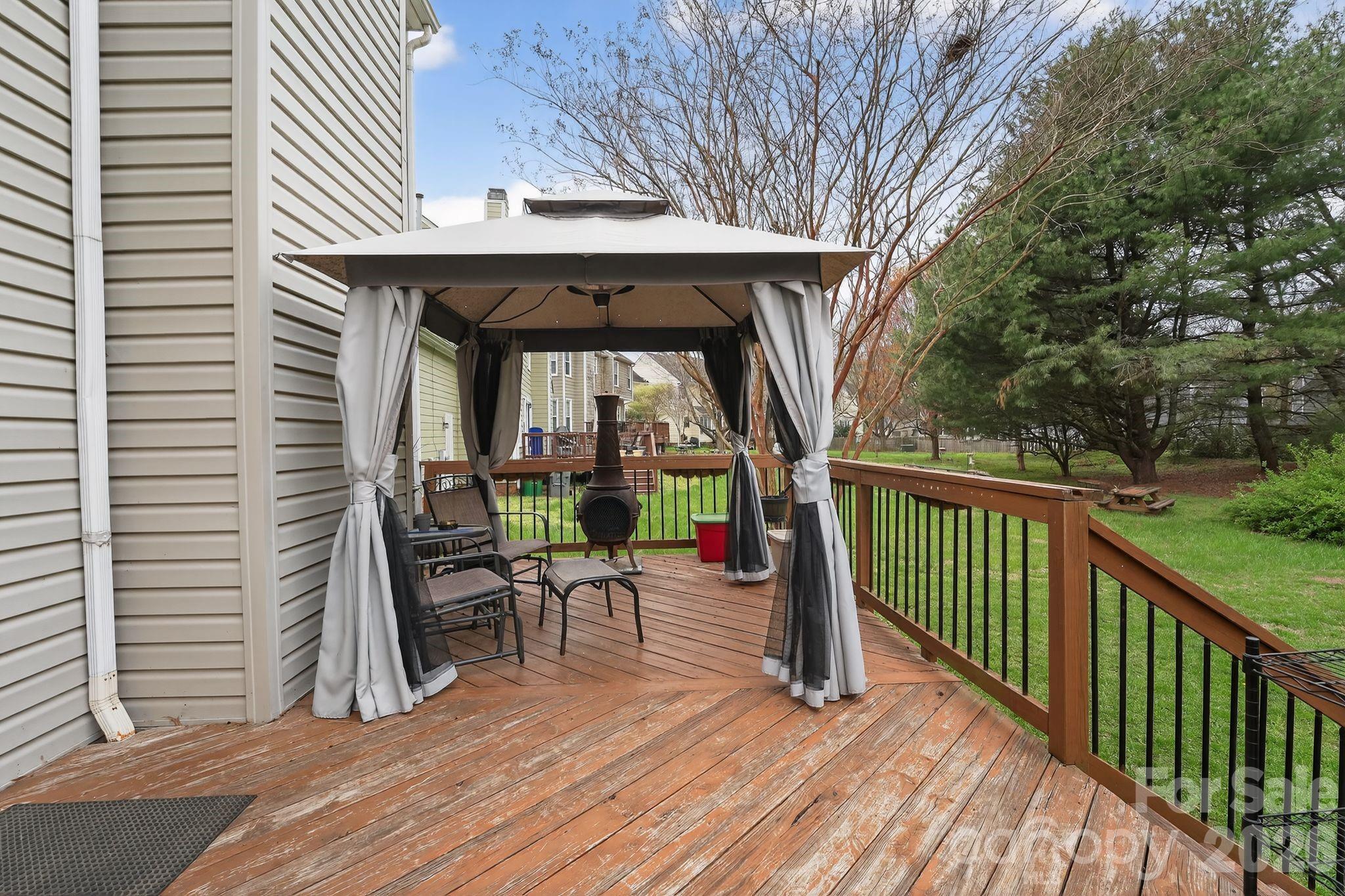 Davis Lake - Residential