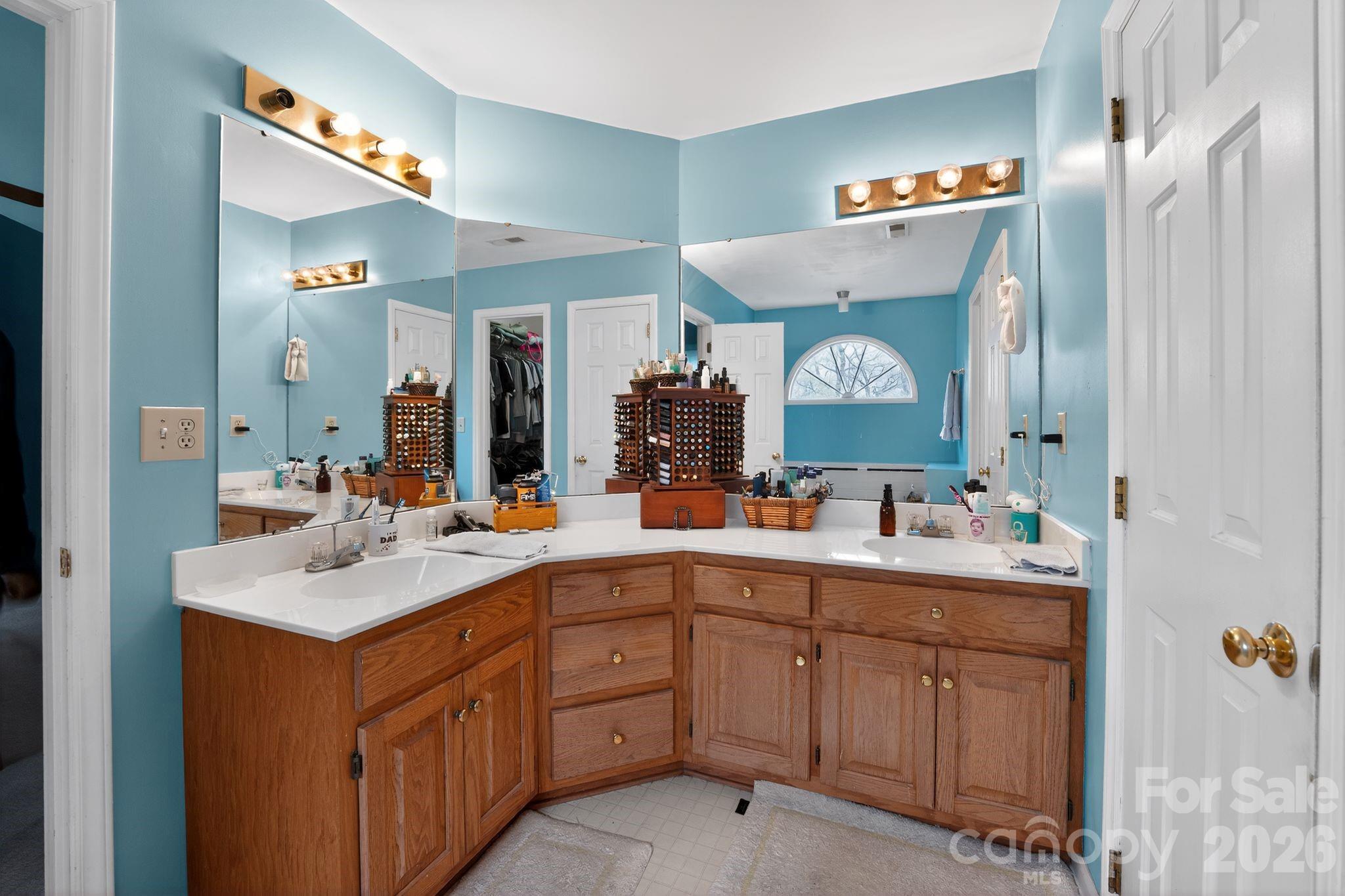 Davis Lake - Residential