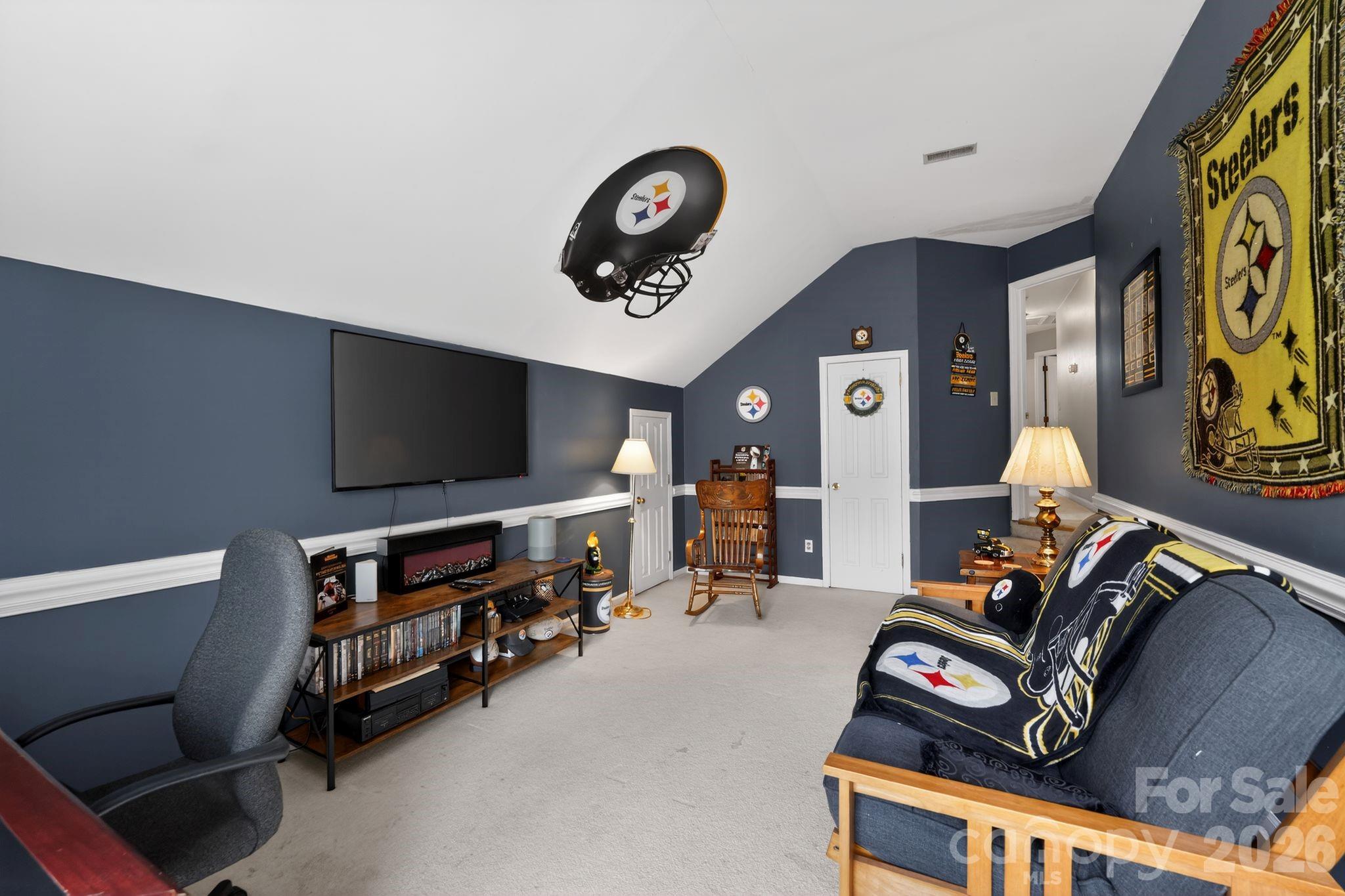 Davis Lake - Residential