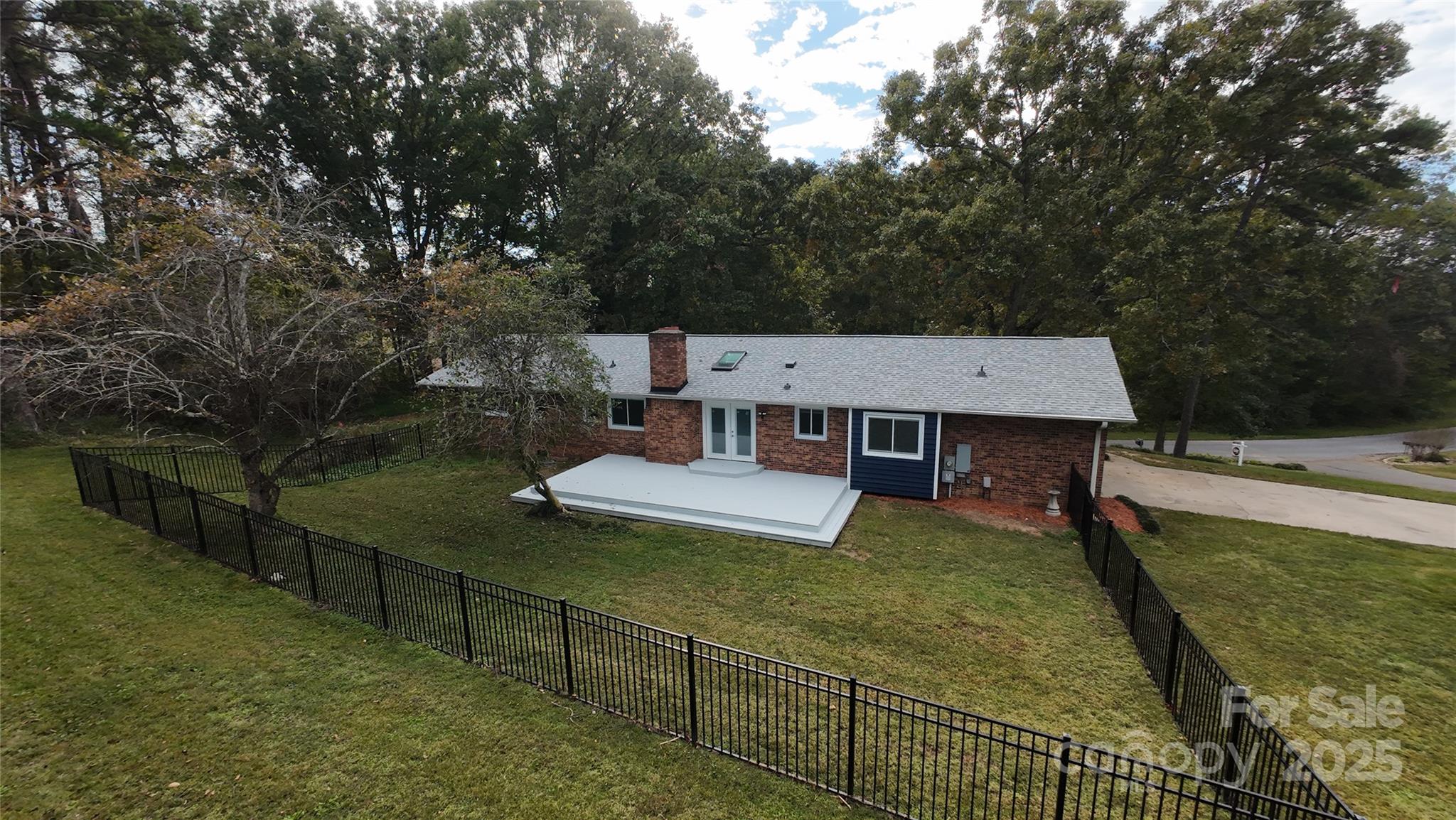 106 Candlewood Drive