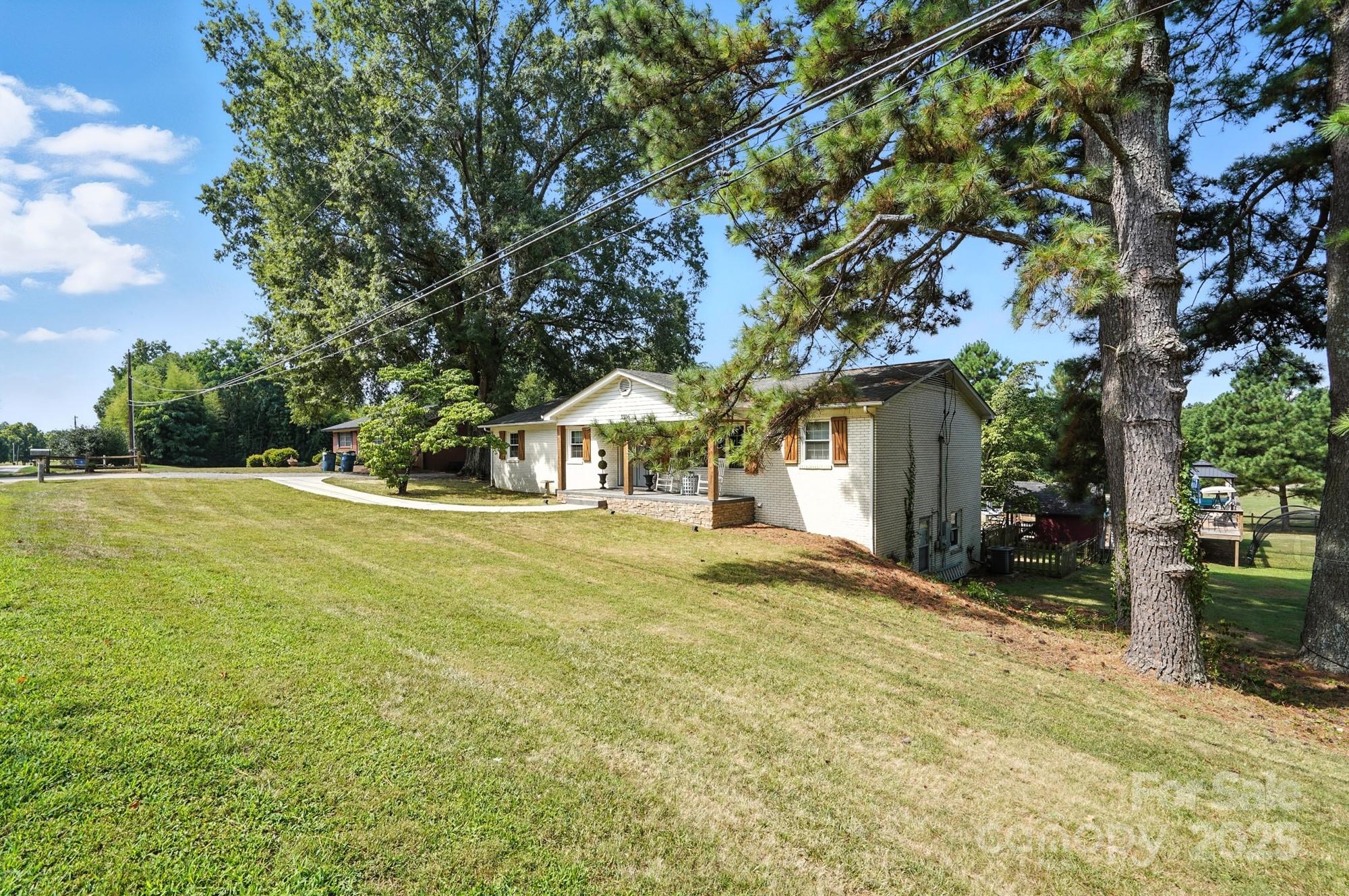 3306 Barr Road
