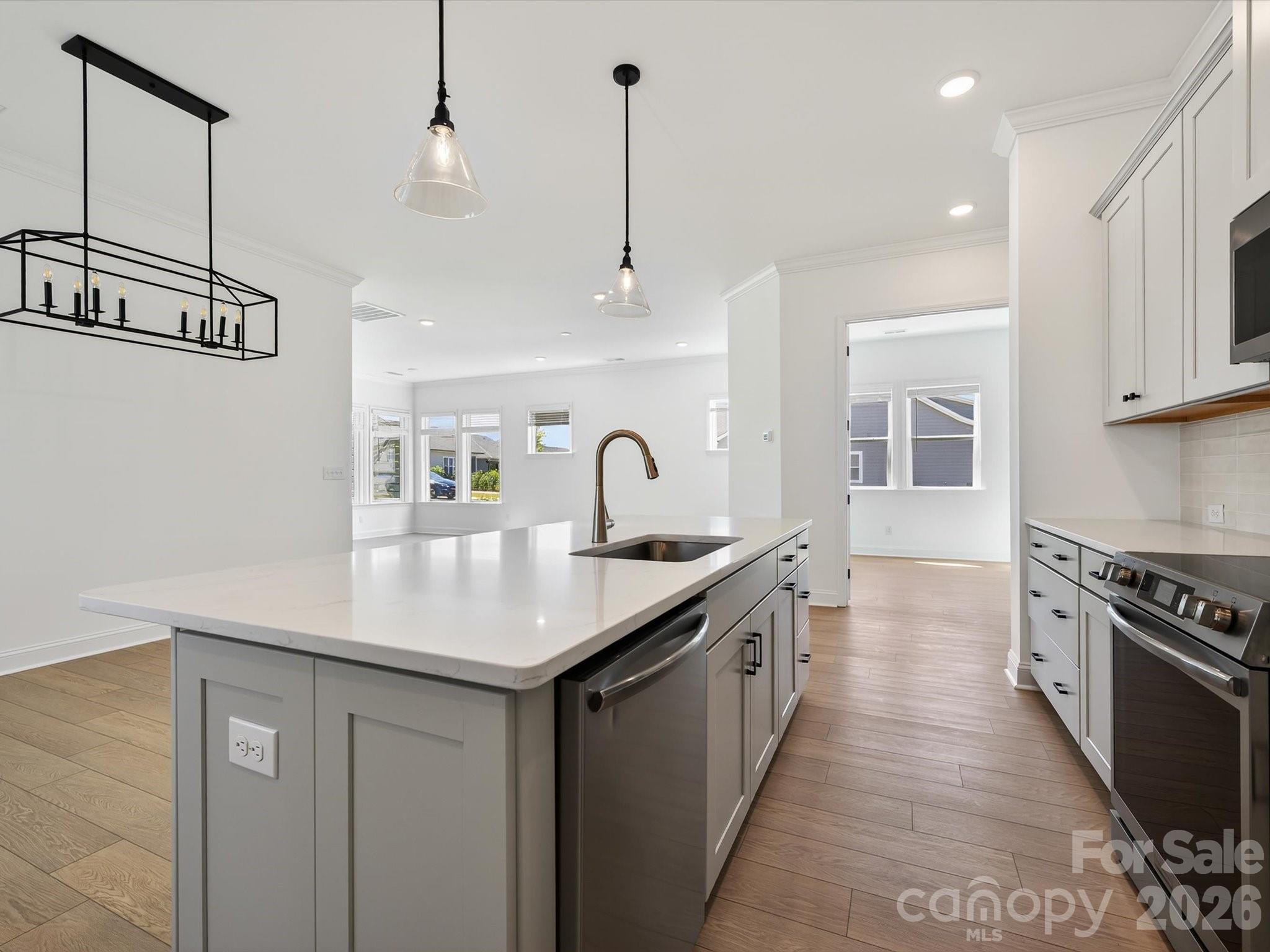 Encore At Streamside - Residential