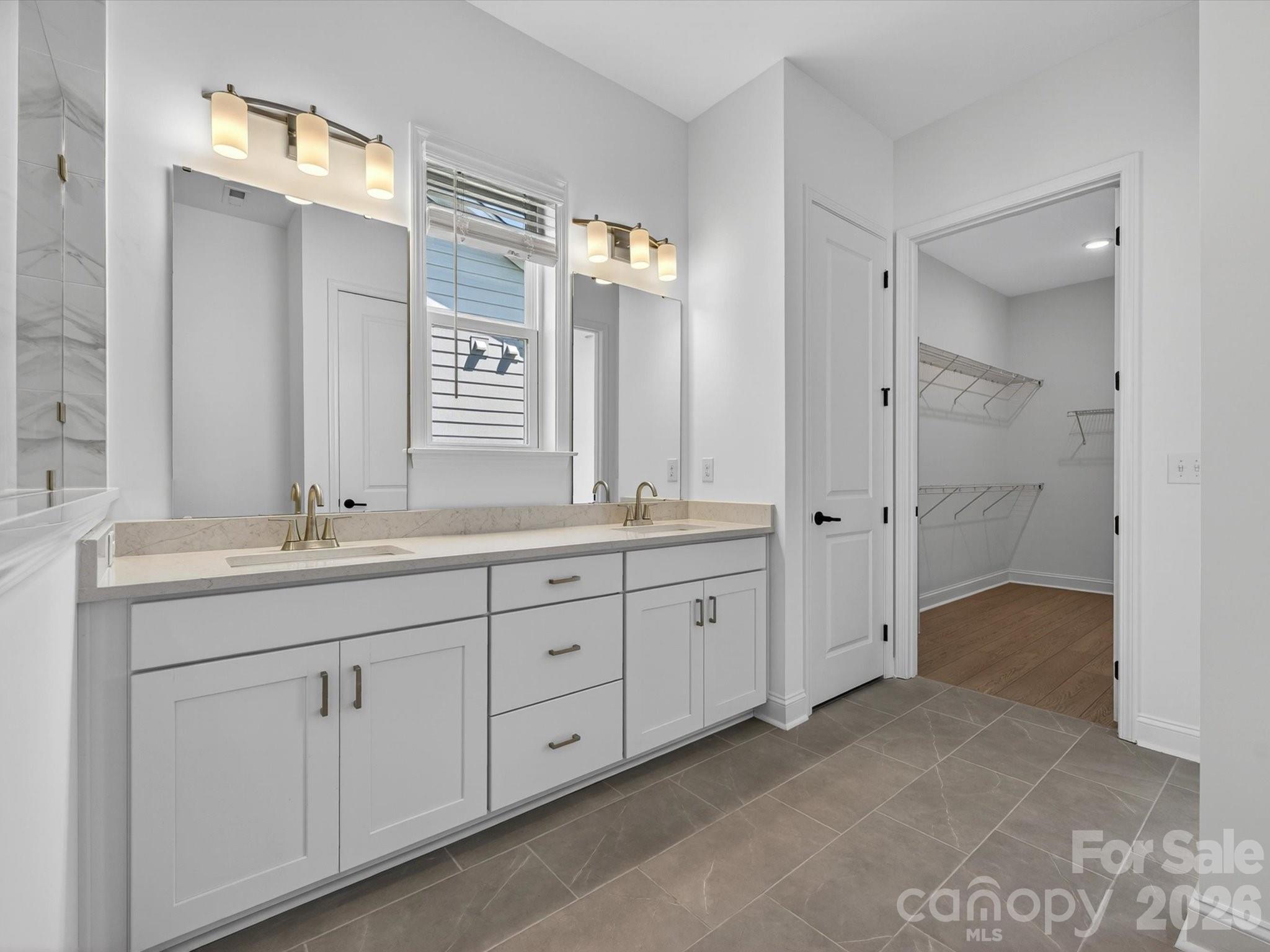 Encore At Streamside - Residential