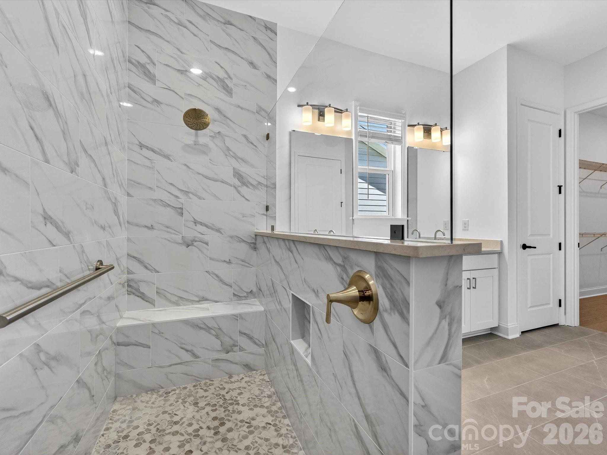 Encore At Streamside - Residential