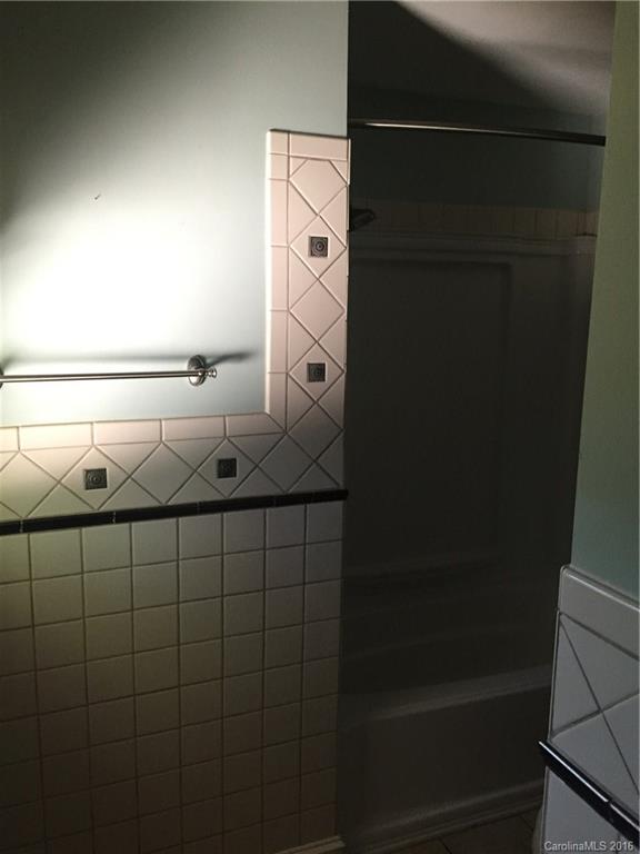 Thomas Acres - Residential