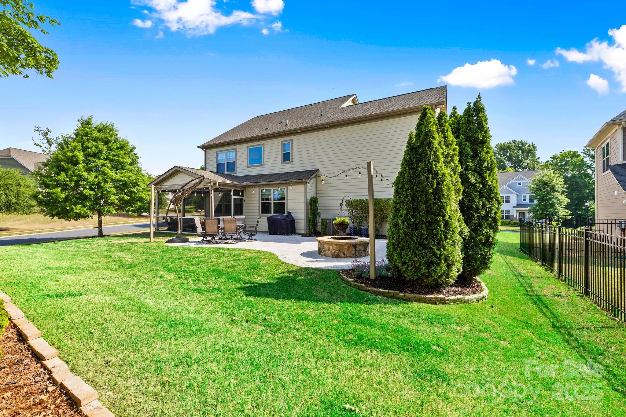 The Retreat at Rayfield - Residential