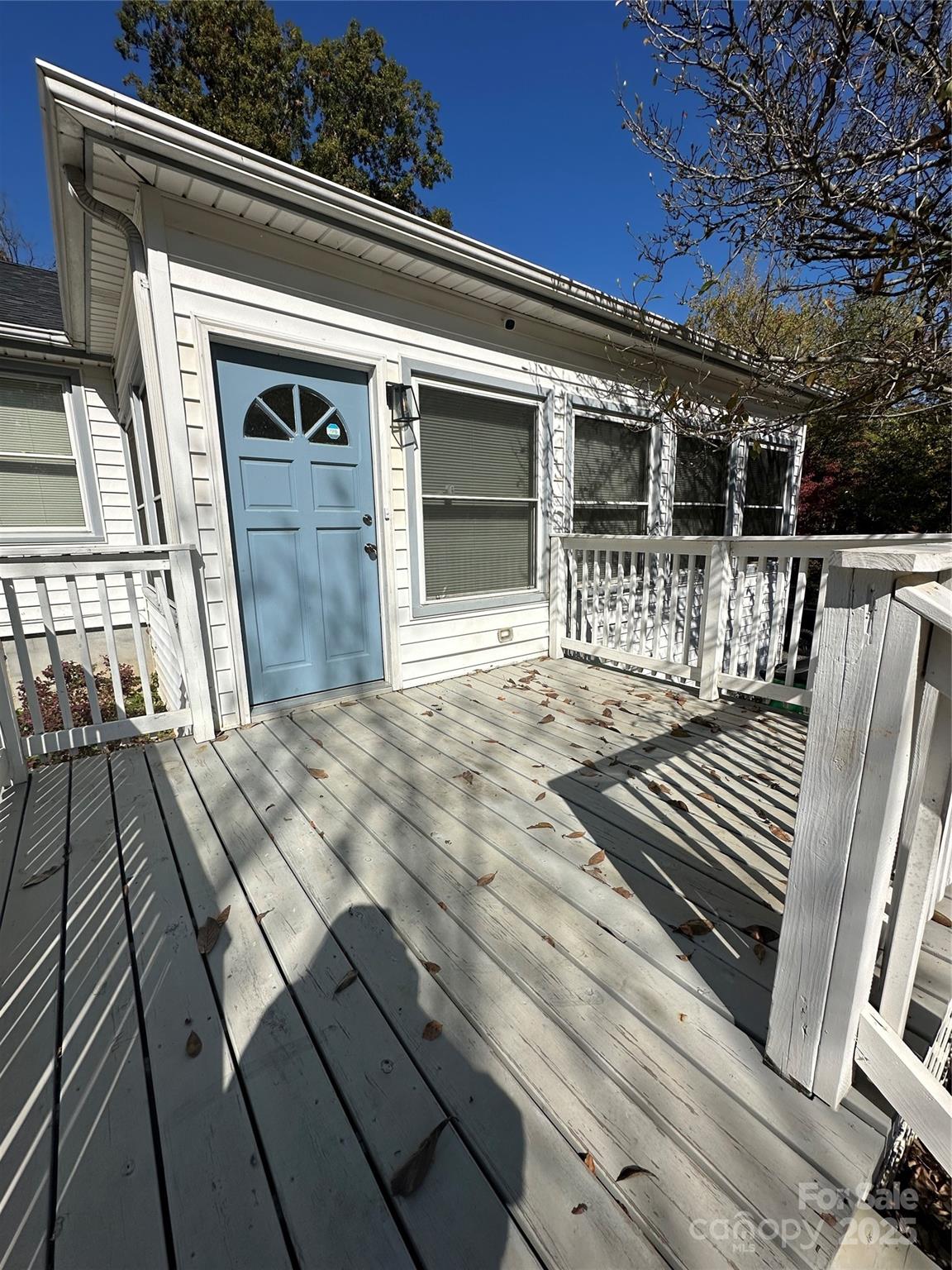 1215 Summerville Road 112