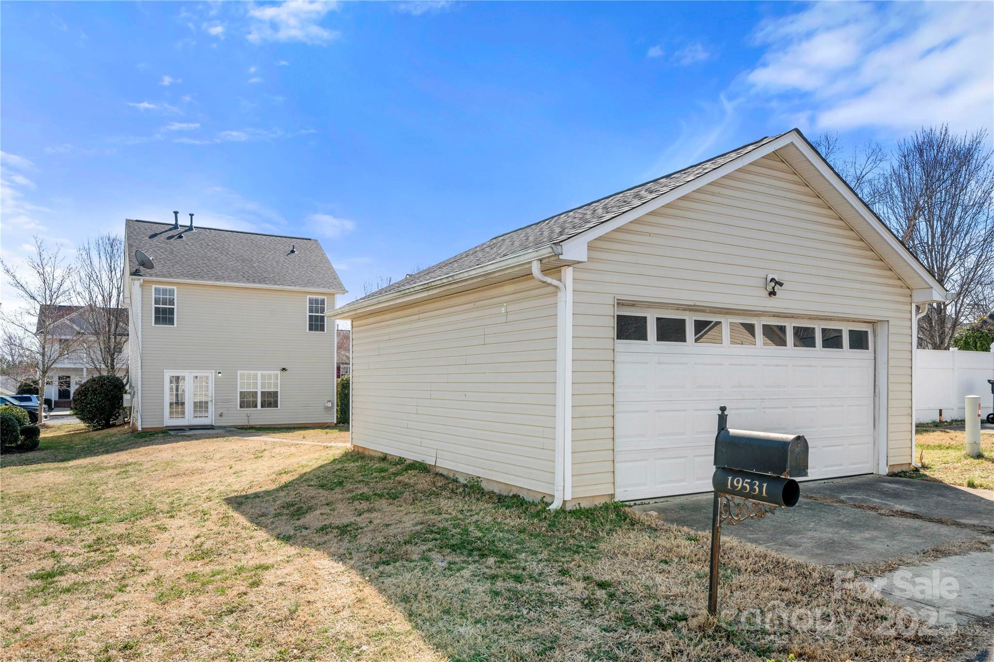 Alexander Chase - Residential