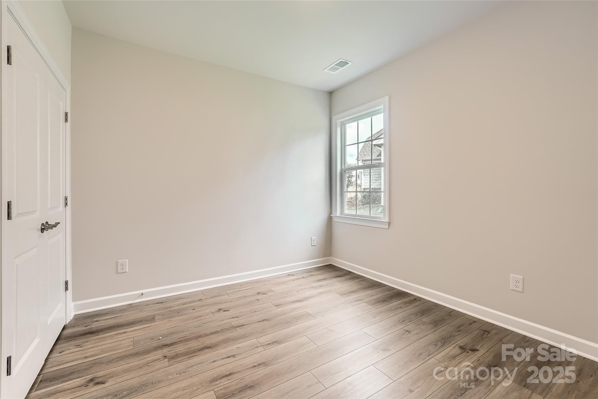 Roselyn - Residential