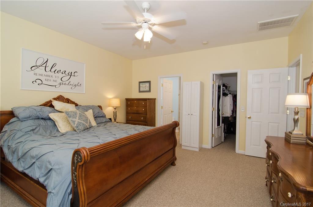 Autumn Cove At Lake Wylie - Residential