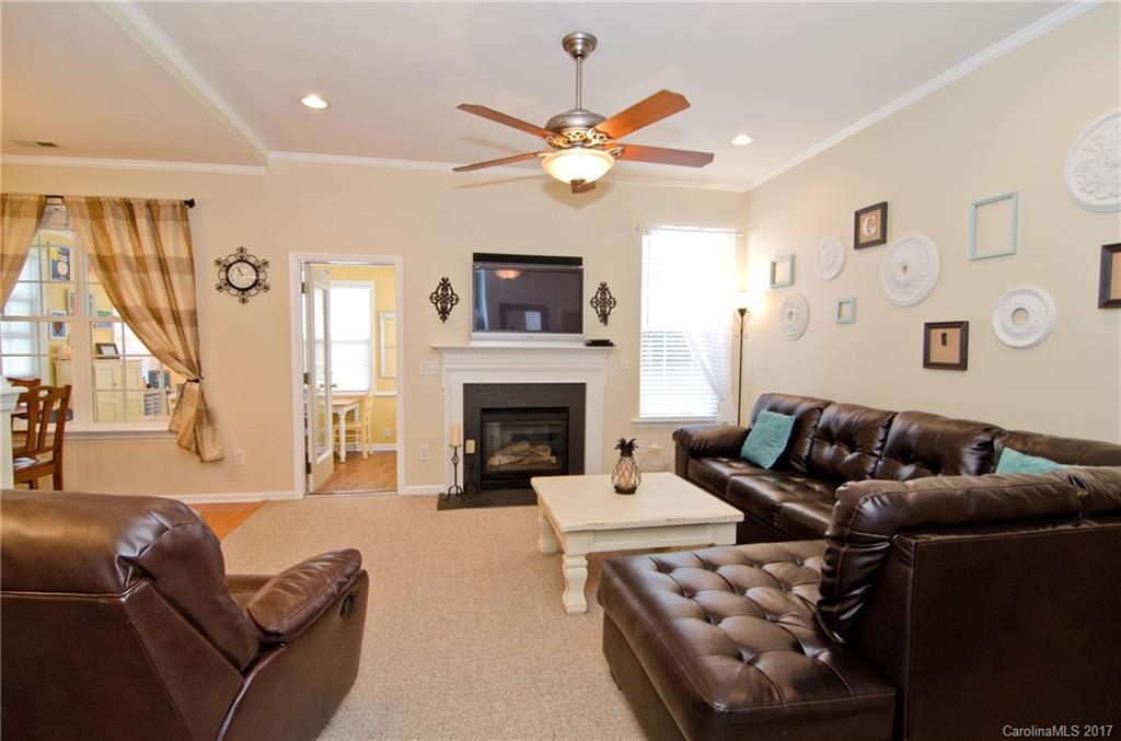 Autumn Cove At Lake Wylie - Residential