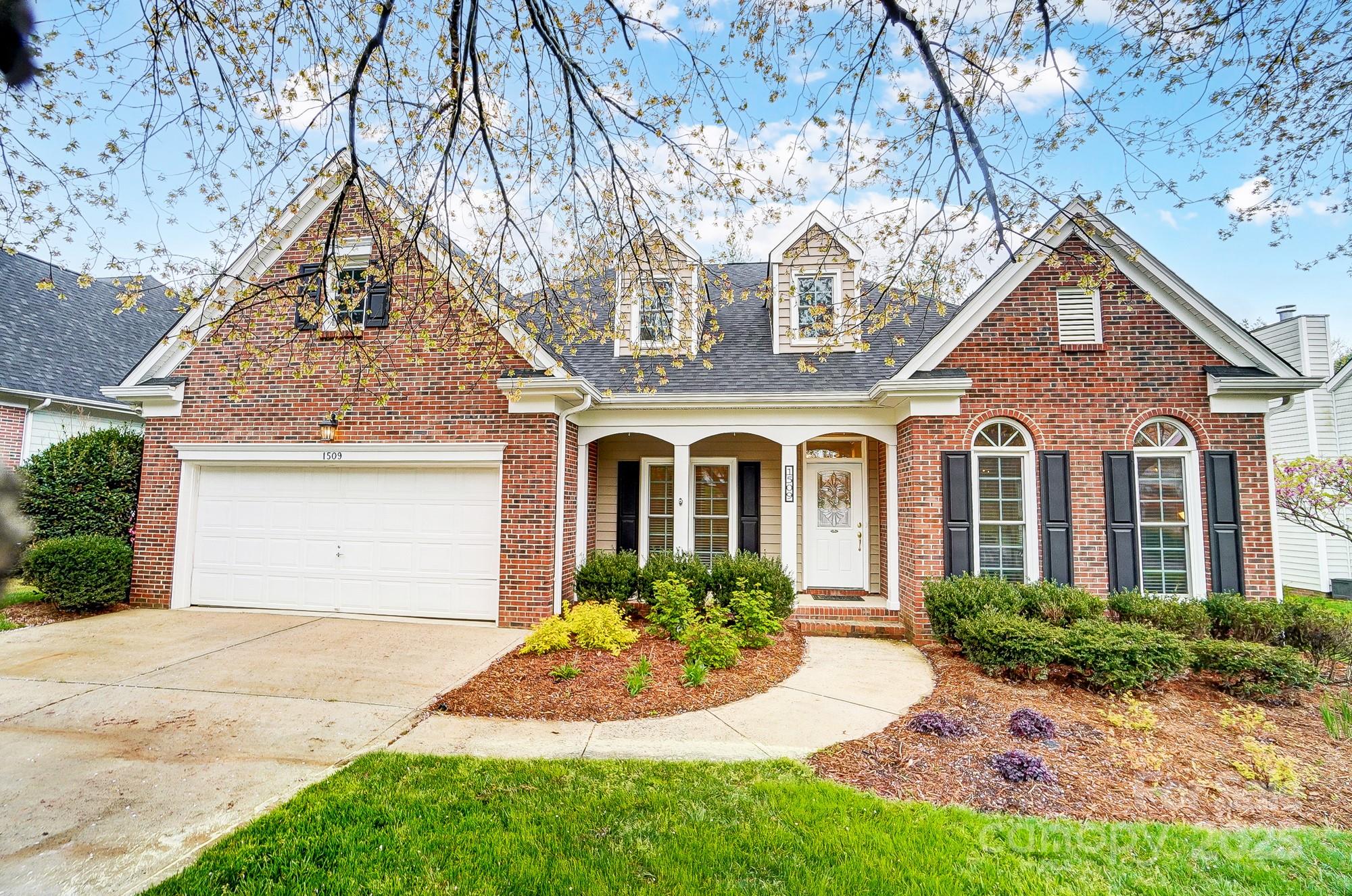 Lantern Green - Residential
