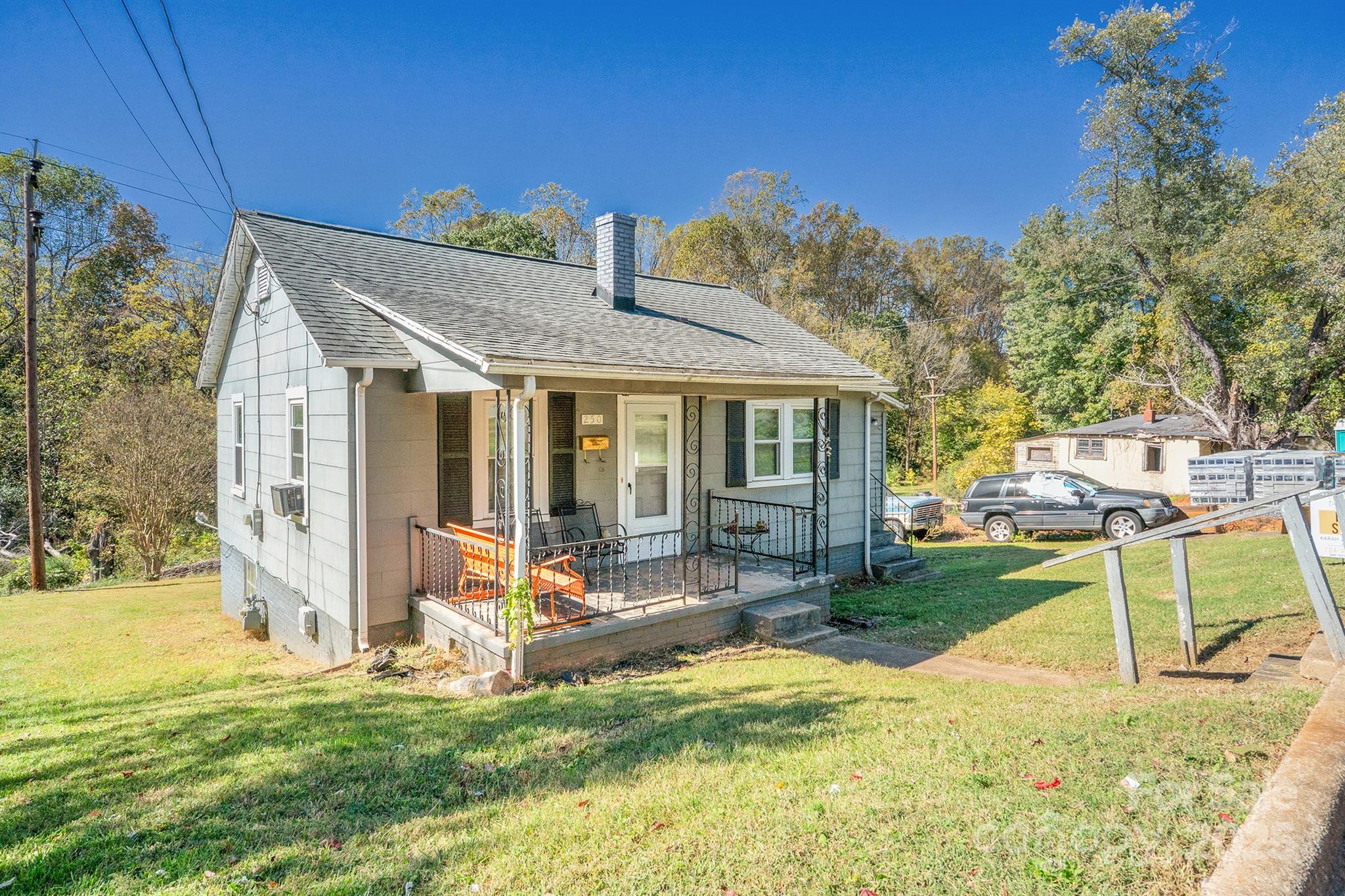 250 S Caldwell Avenue