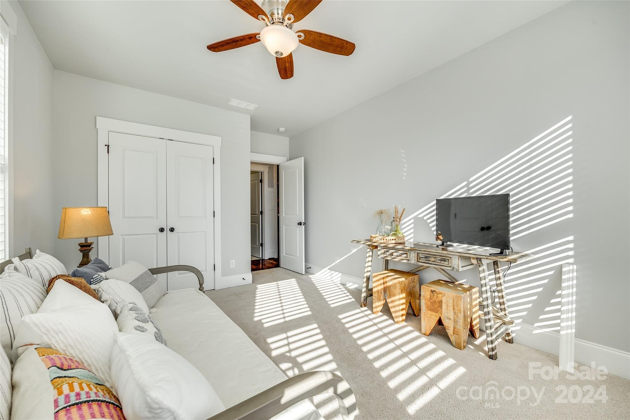 Riverwalk - Residential