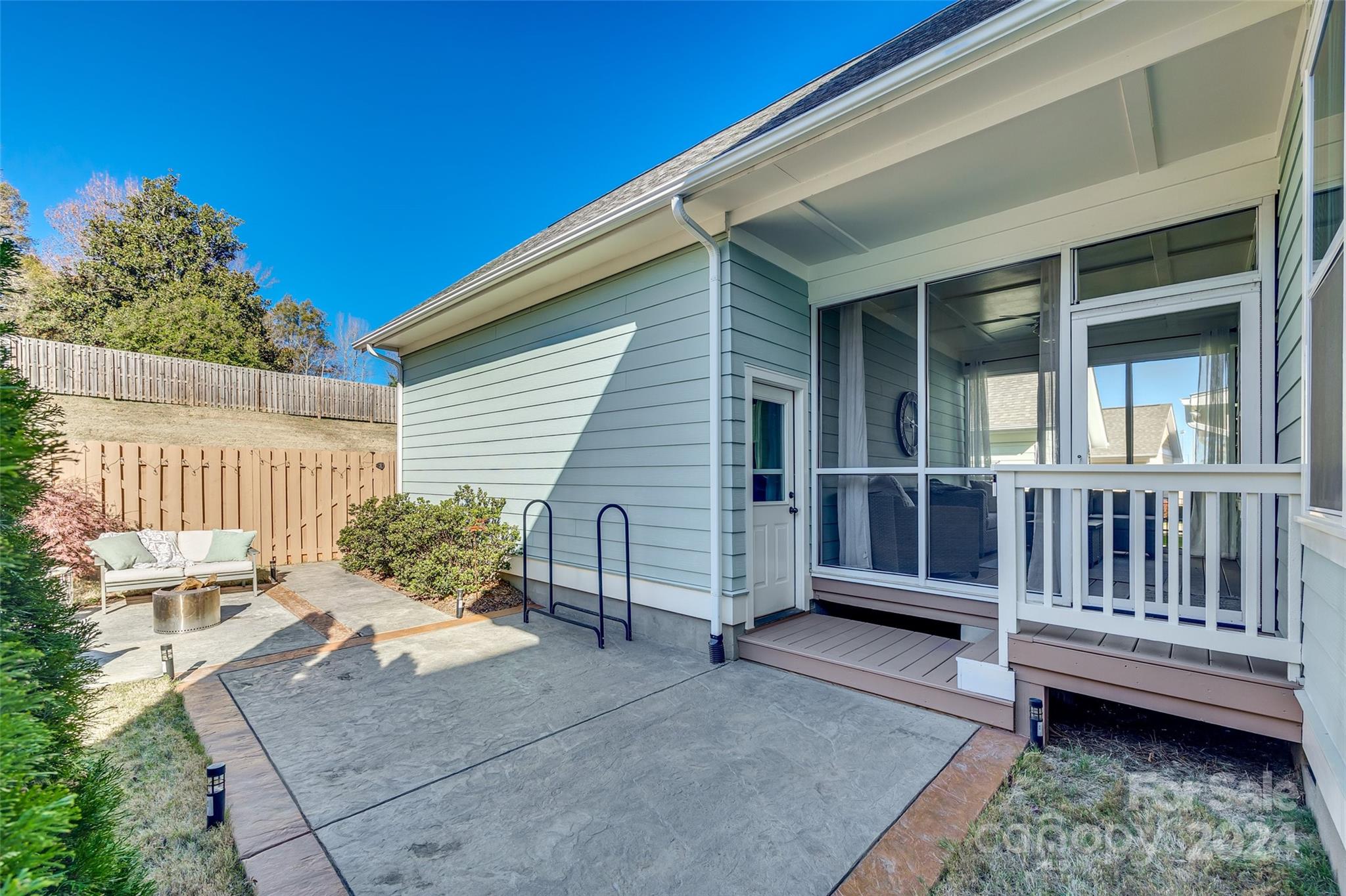 Riverwalk - Residential