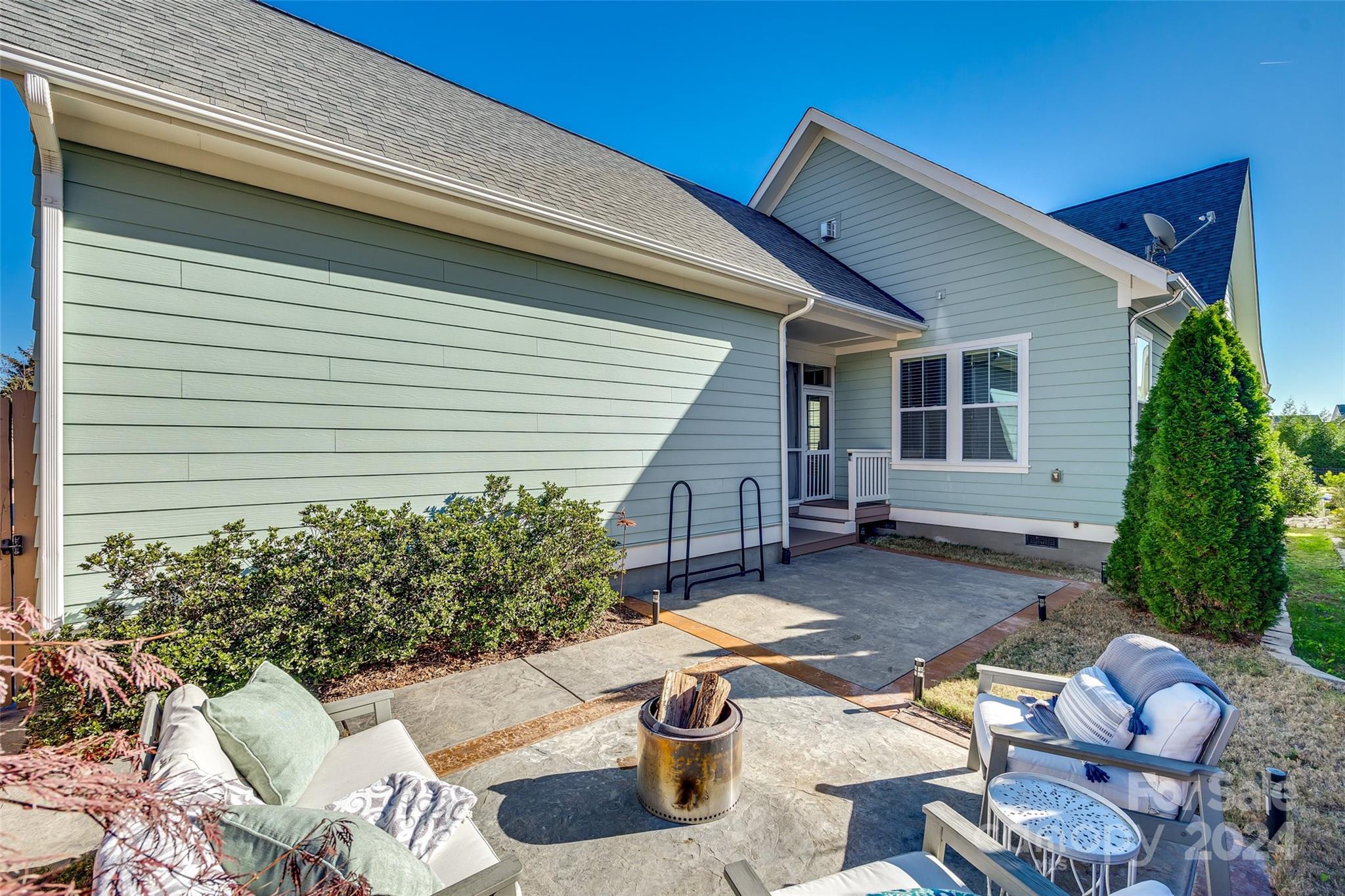 Riverwalk - Residential