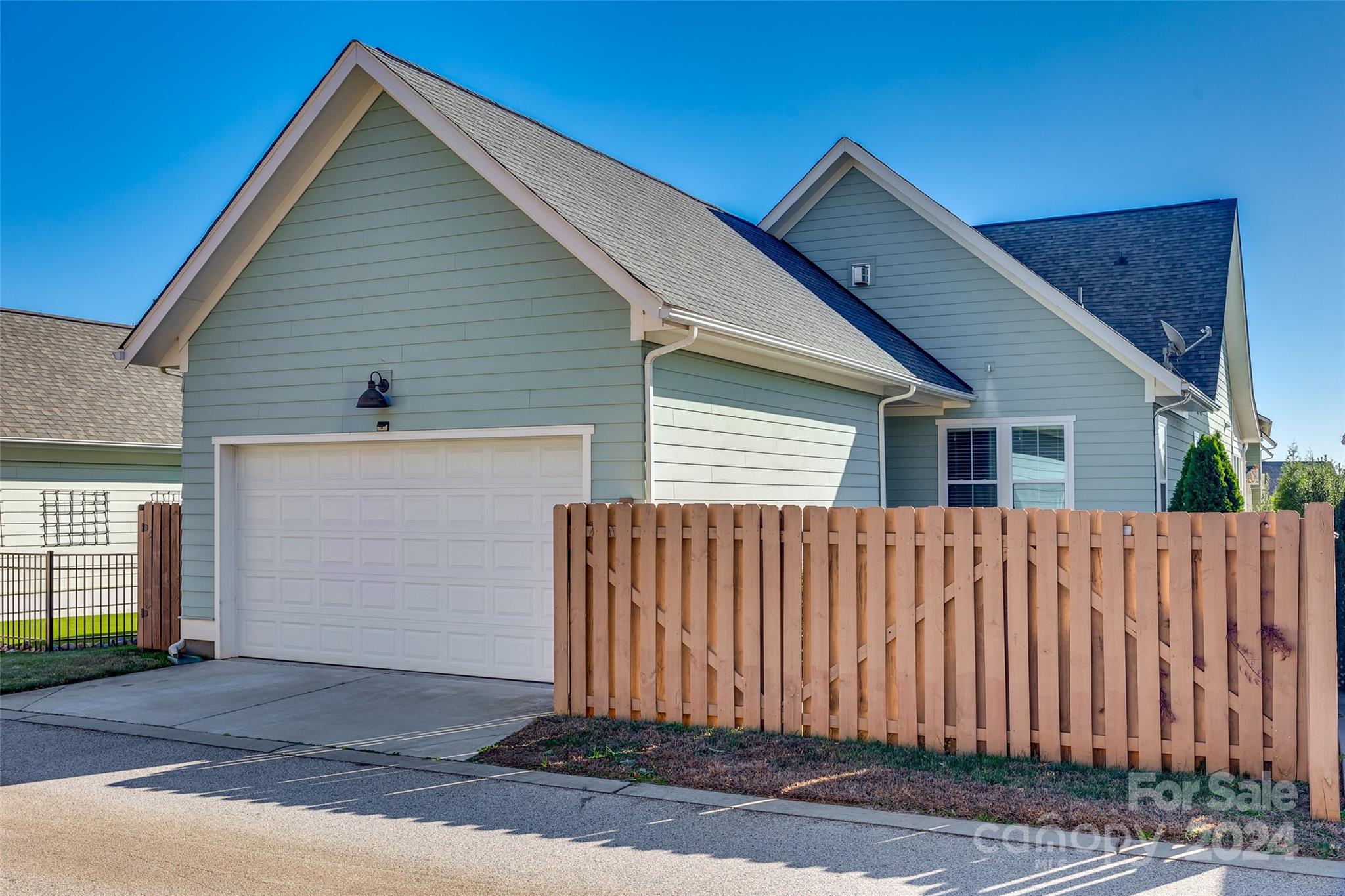 Riverwalk - Residential