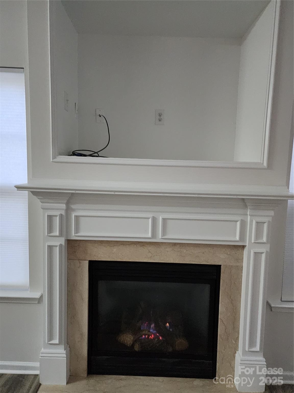 15258 Crossing Gate Drive