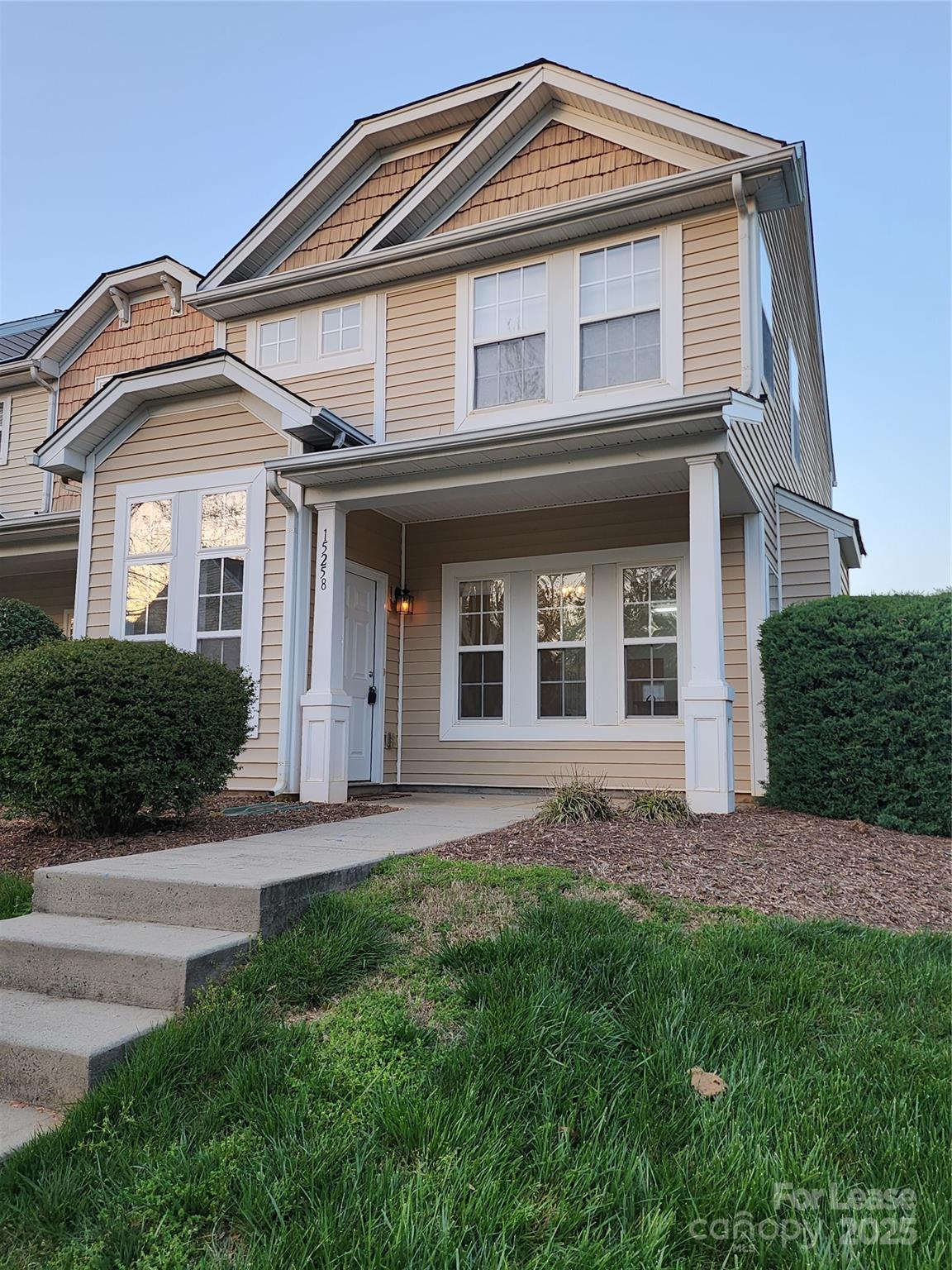 15258 Crossing Gate Drive