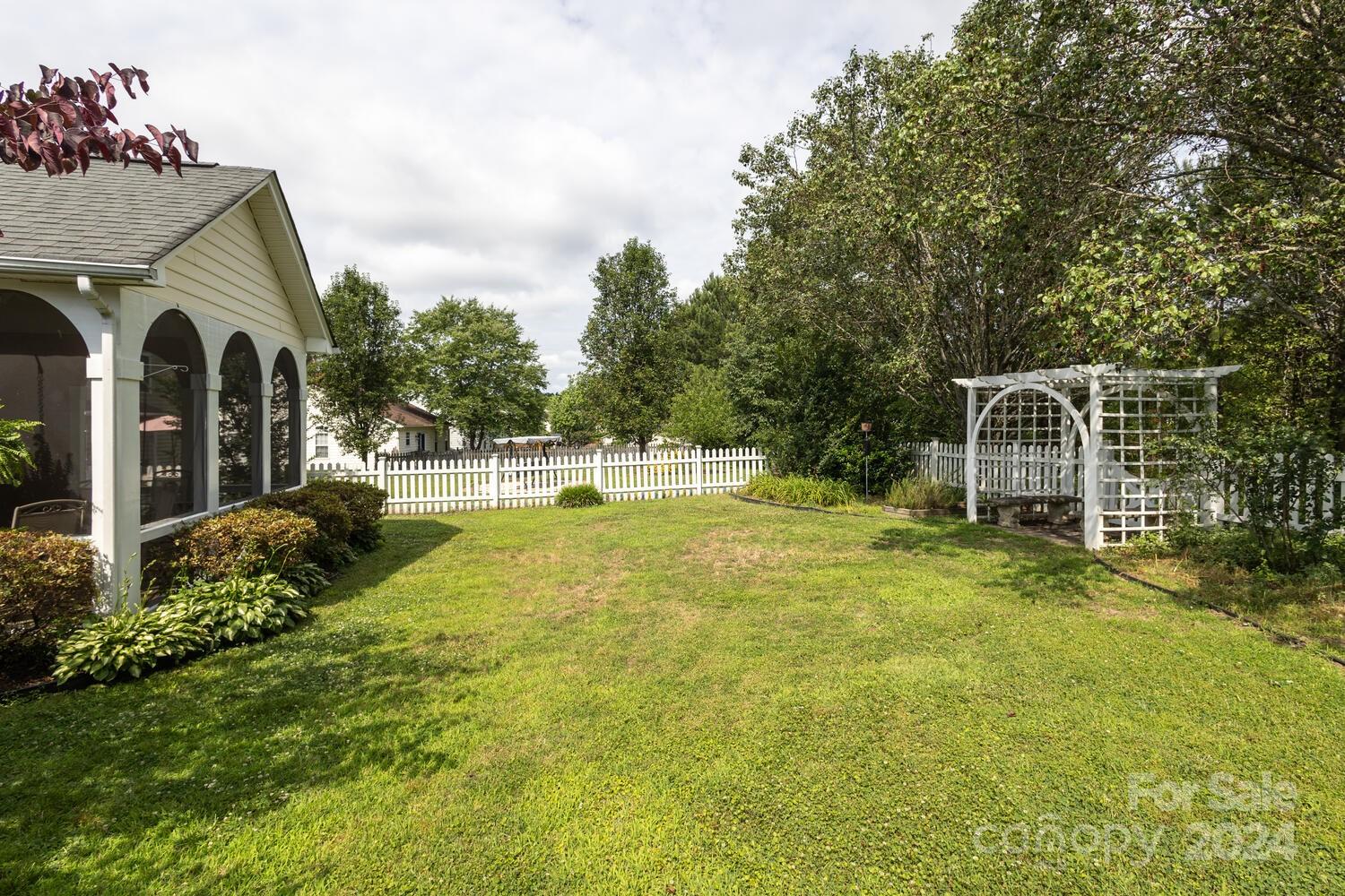 Brandon Oaks - Residential