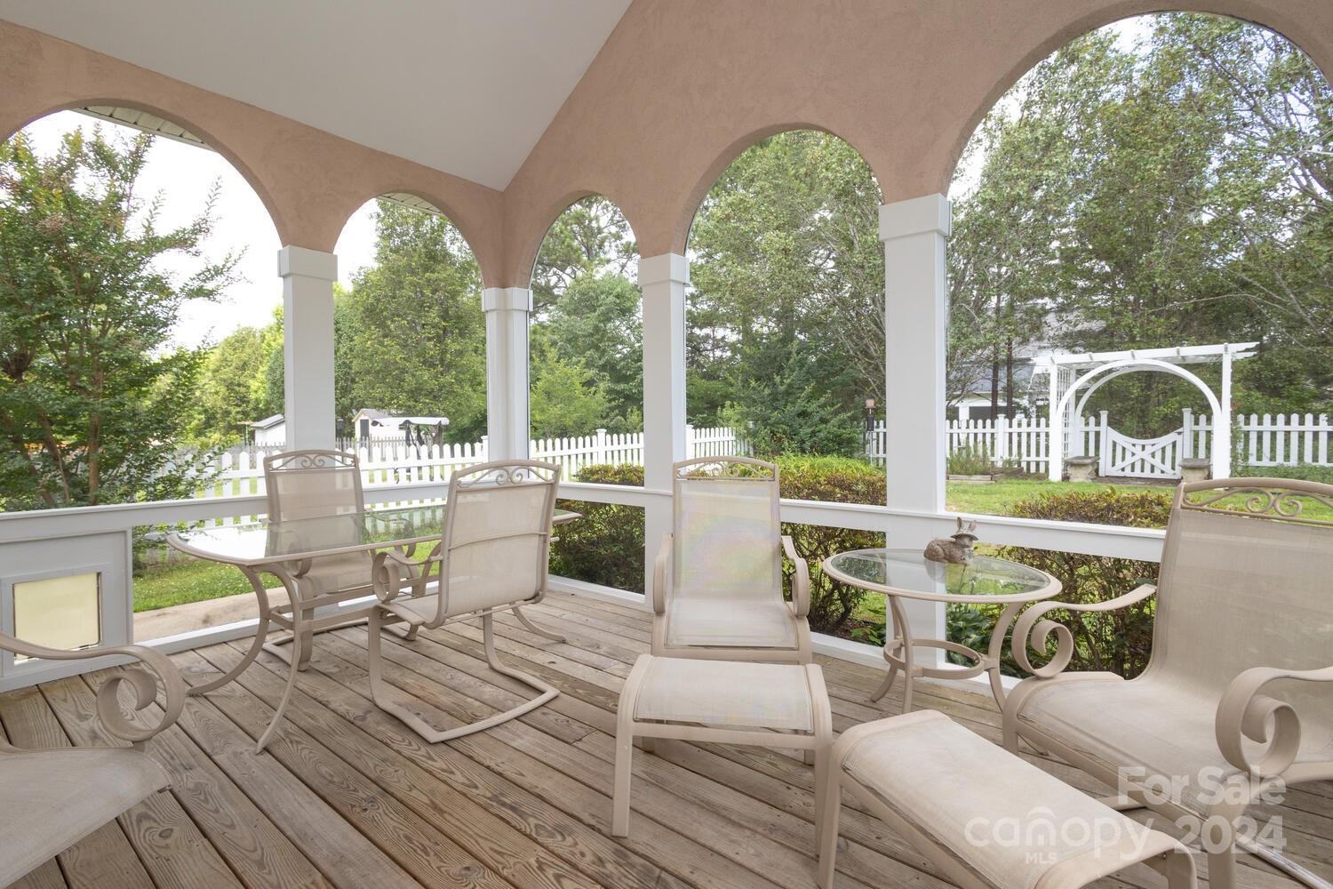 Brandon Oaks - Residential