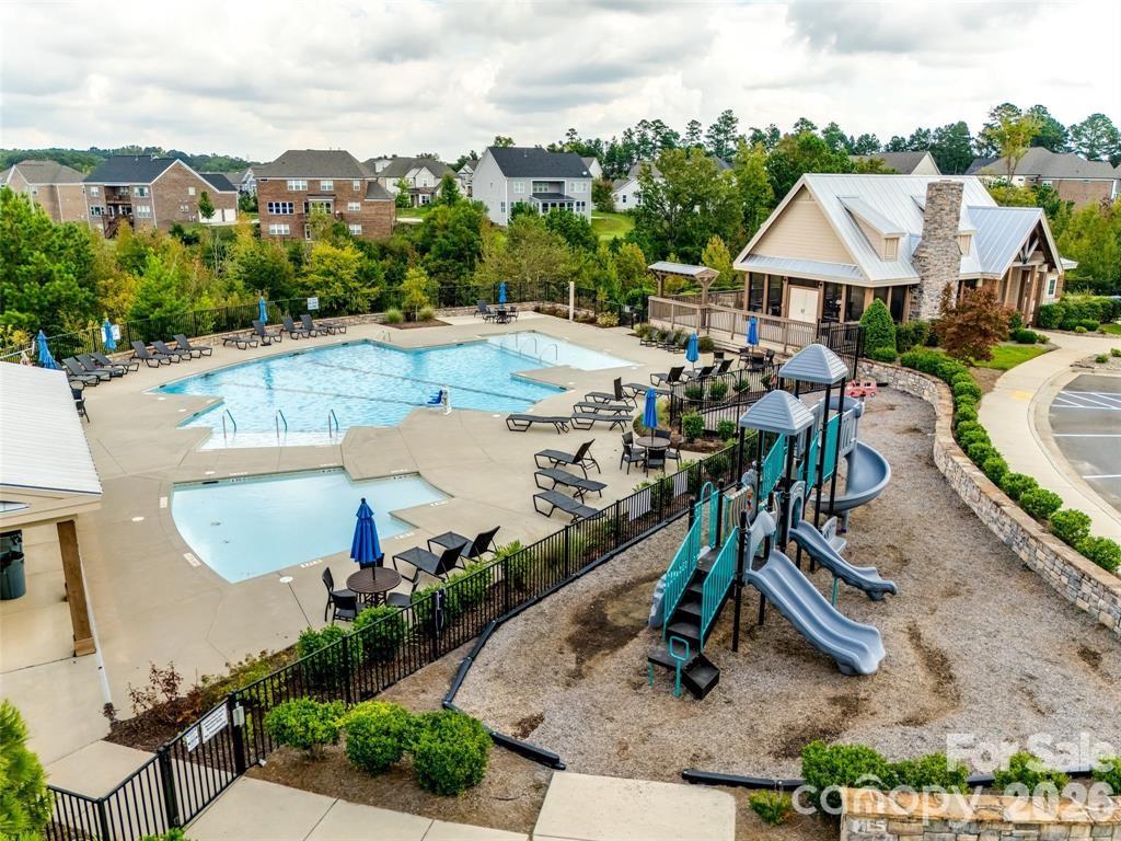 204 Hampton Trail Drive