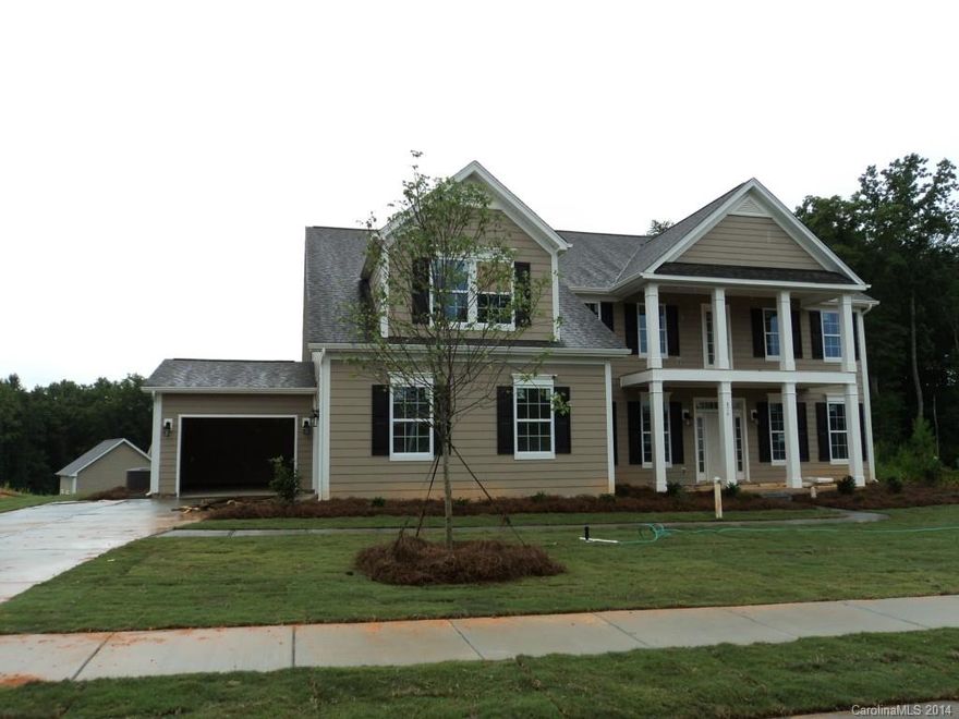 ew Home!!! Double porches are beautiful! Chef's kitchen featuring double ovens and gas cooktop, Formal dining room, separate study, master downstairs with large bathroom. Two story family room, DUAL staircase! Upstairs has 4 bedrooms and a large bous room. Jack and Jill set up.