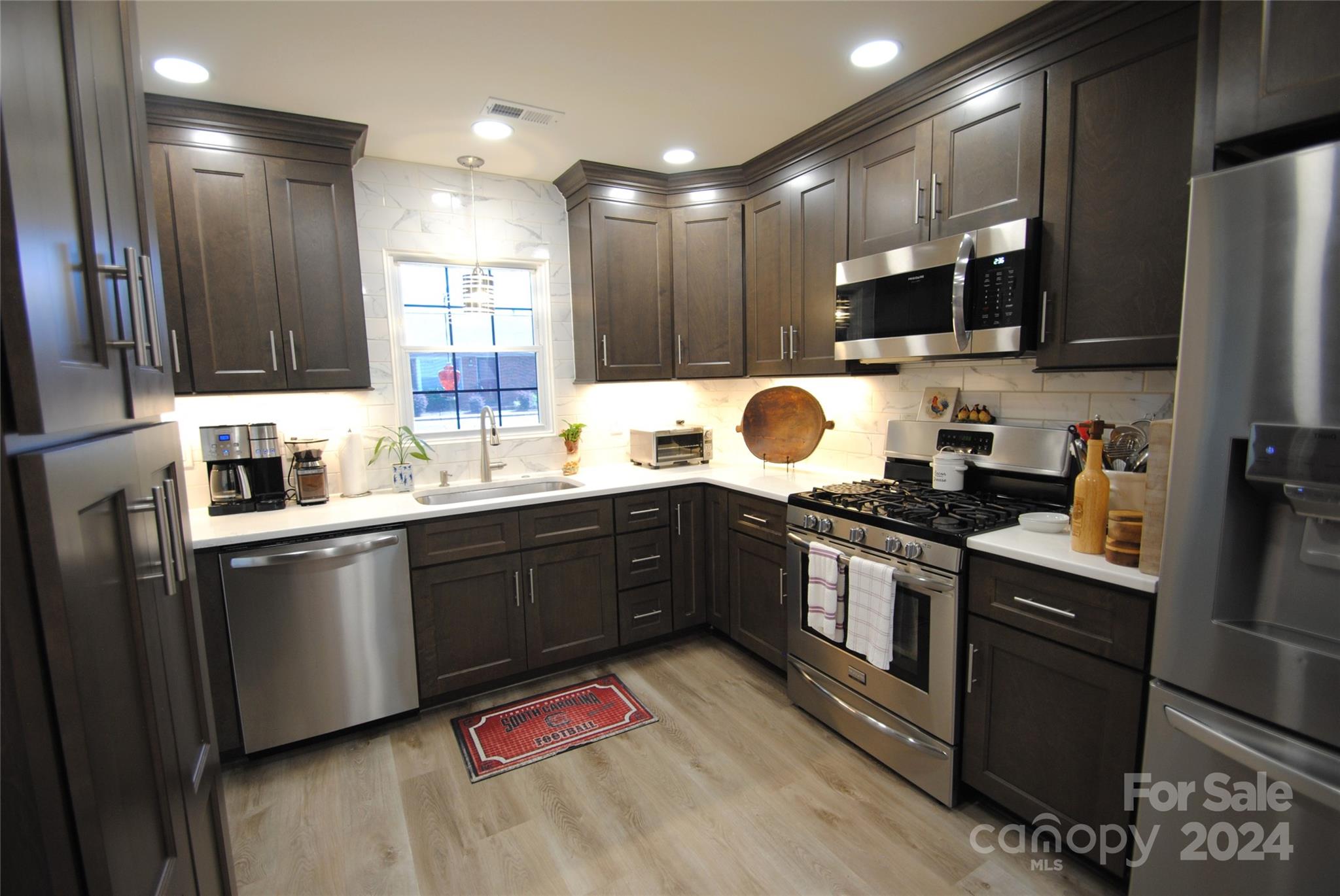 Cherry Farms - Residential