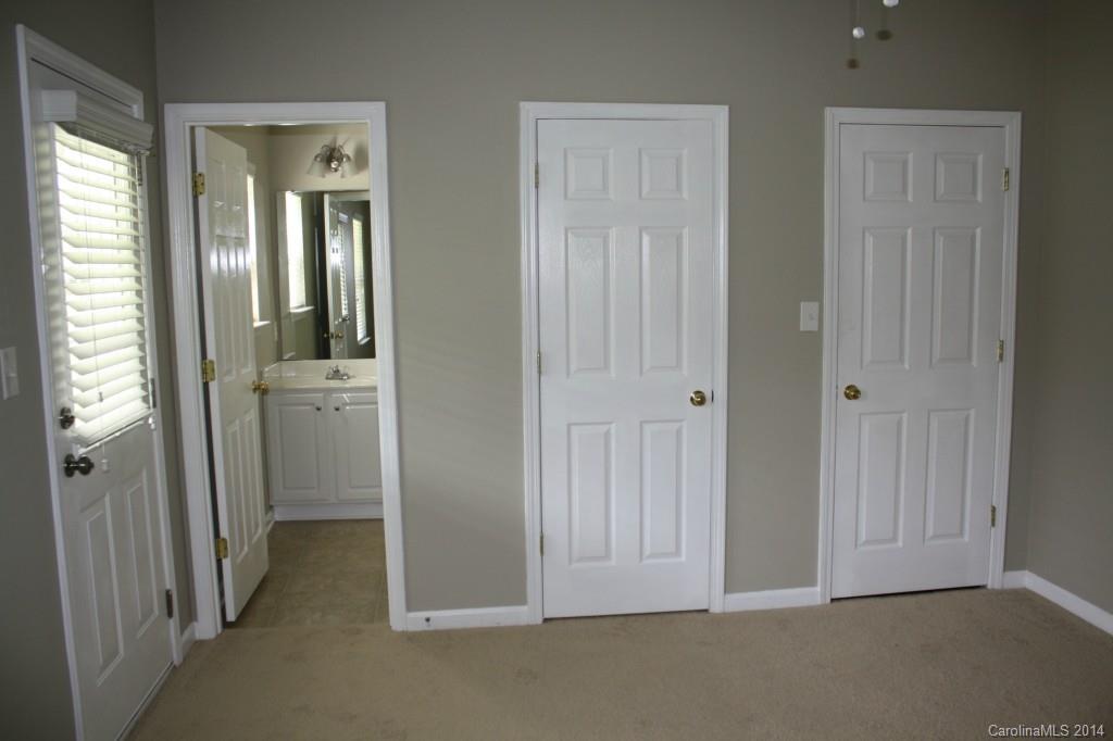 Moss Creek Village - Residential