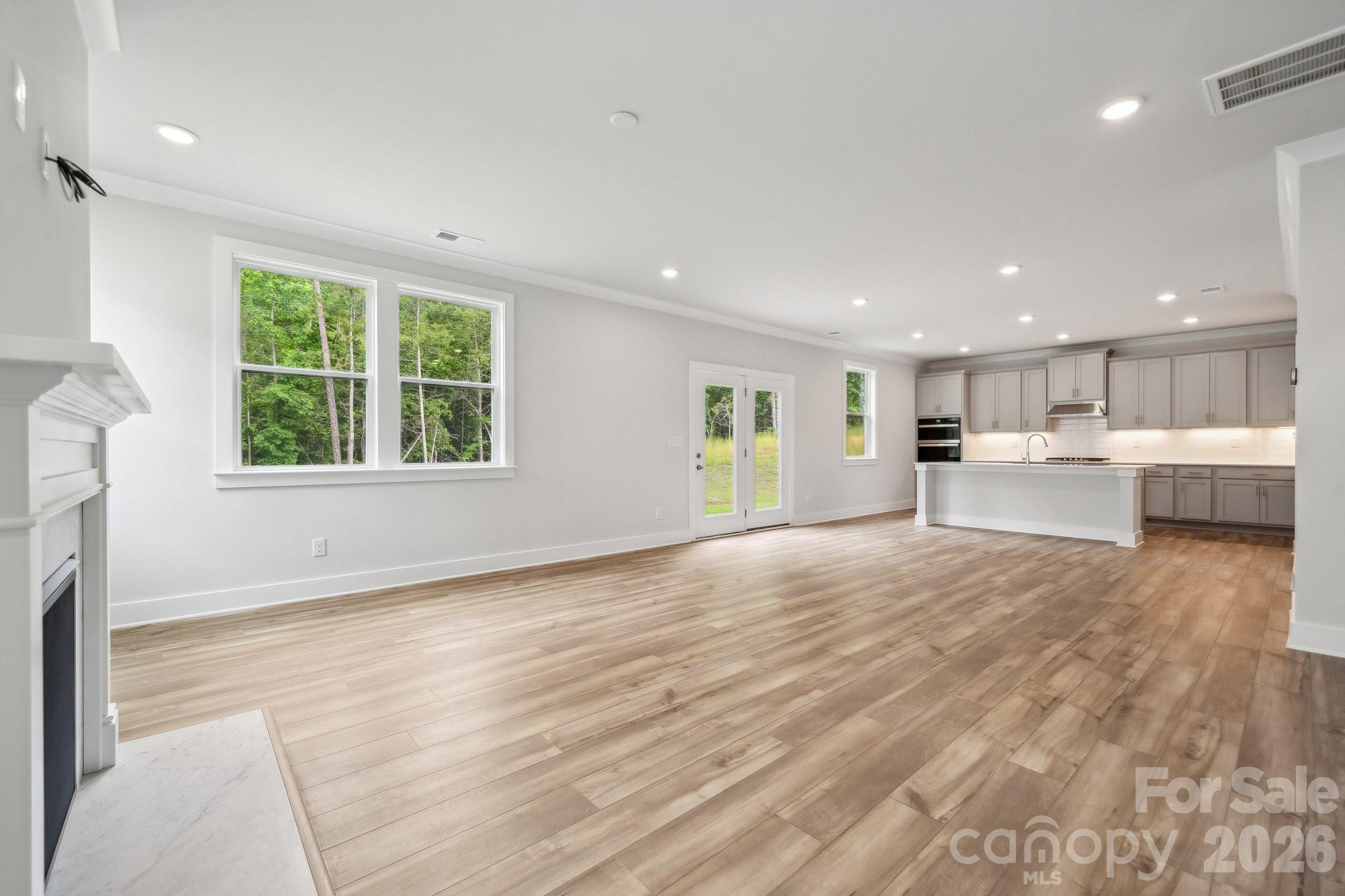 Cannon Manor - Residential