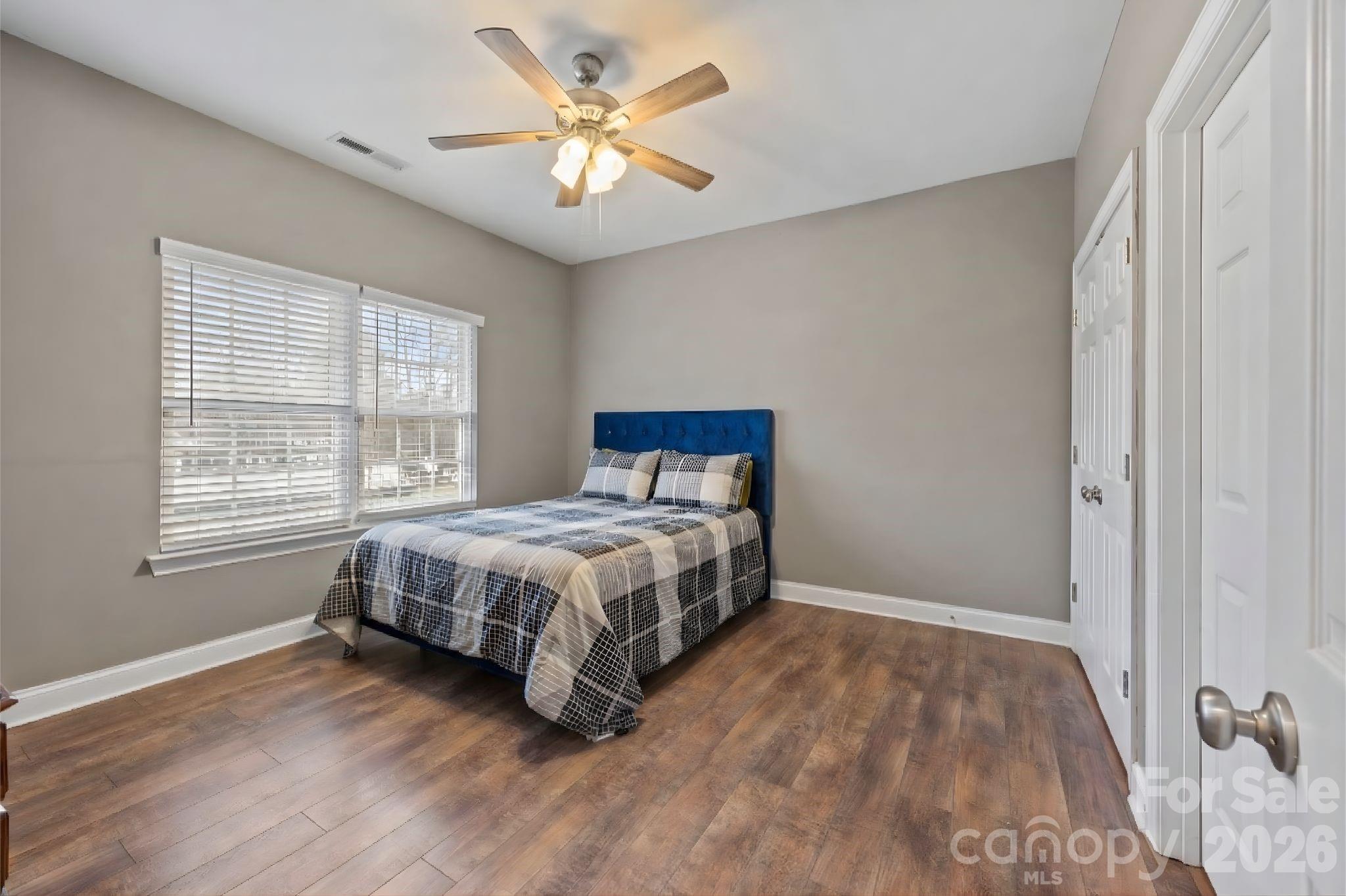 Wiltshire Manor - Residential