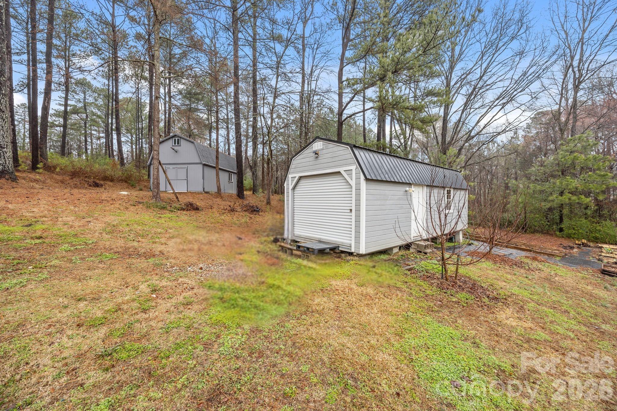 Wiltshire Manor - Residential