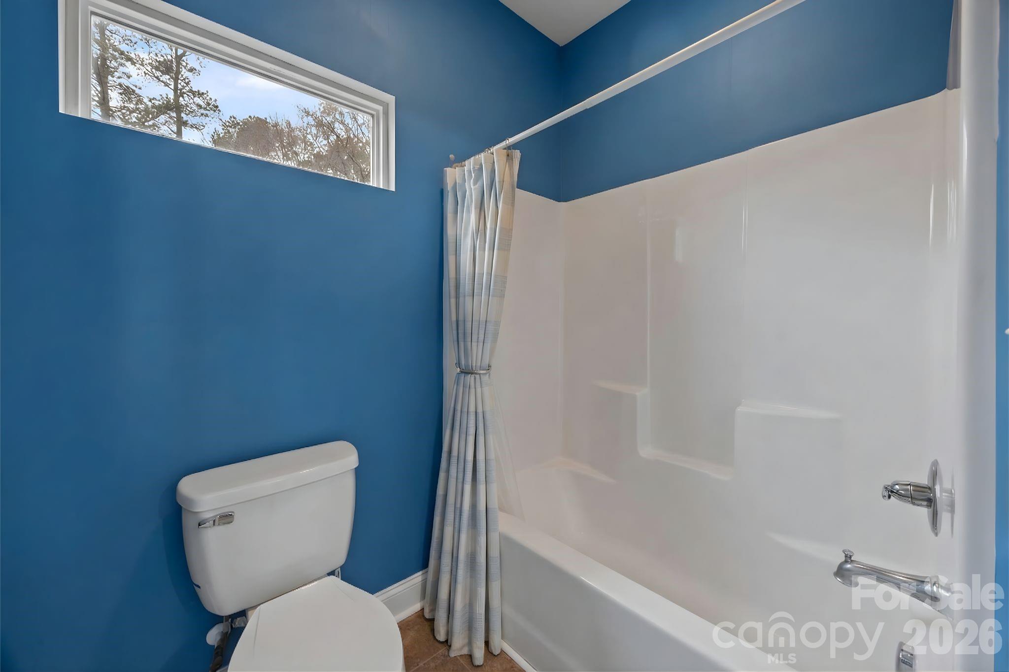 Wiltshire Manor - Residential