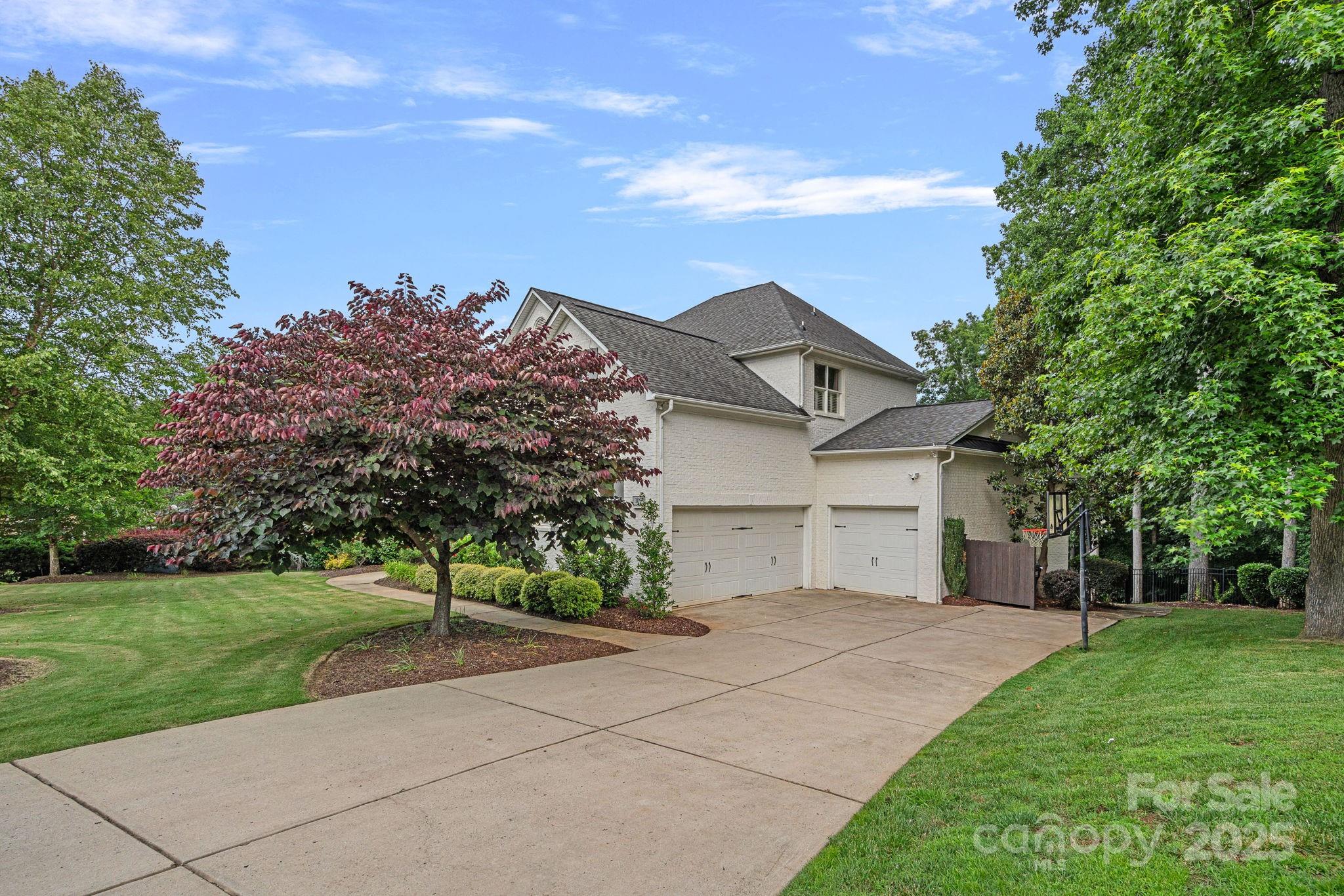 109 Walking Horse Trail