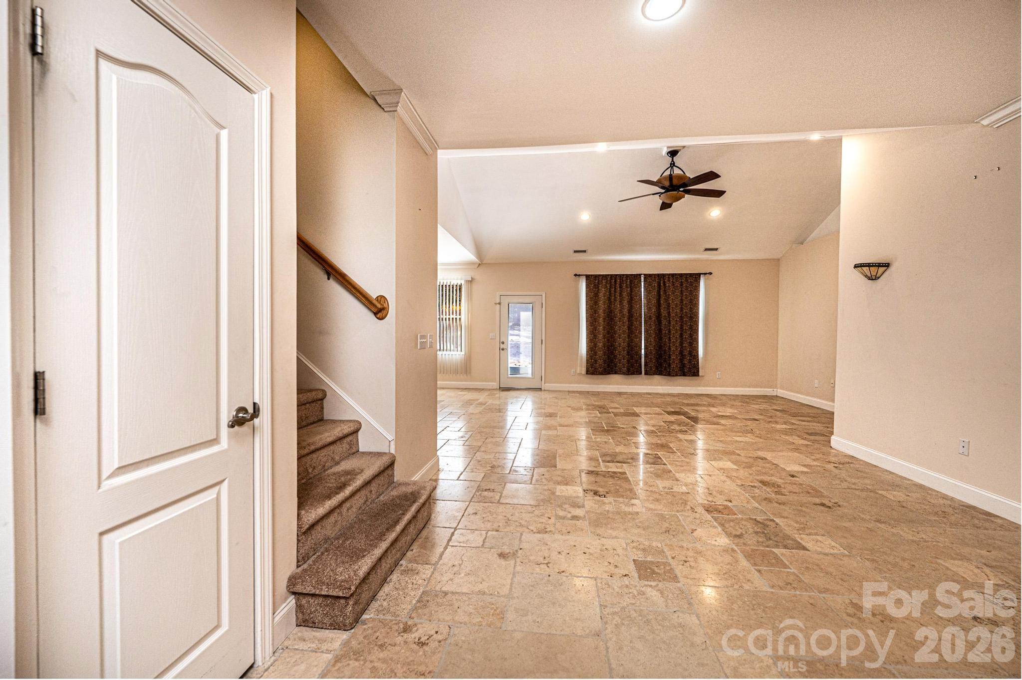 Plaza Ridge - Residential