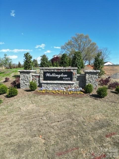 Wellington Pointe - Residential