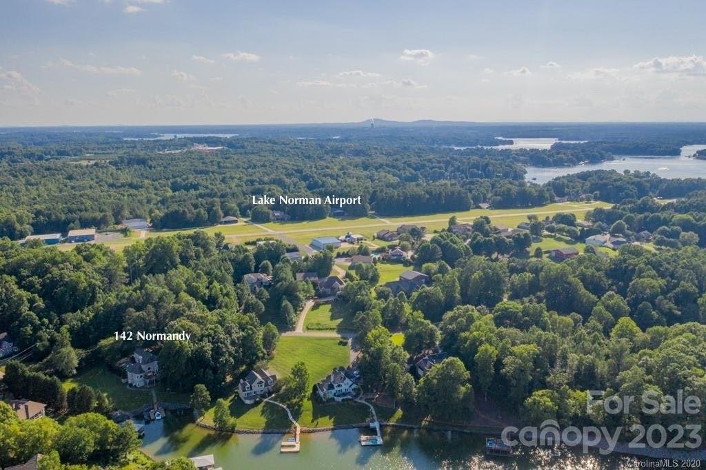 Grand Bay - Residential