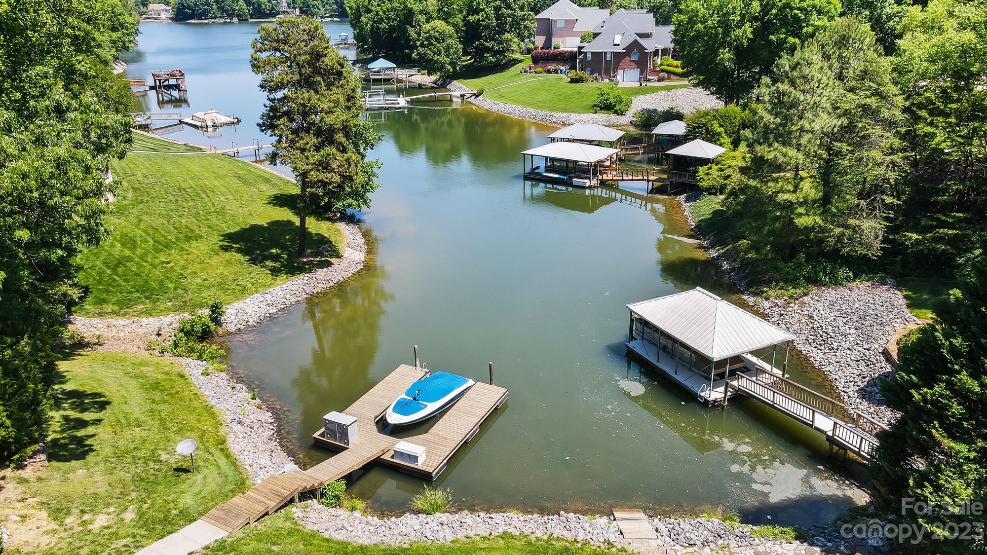 Grand Bay - Residential