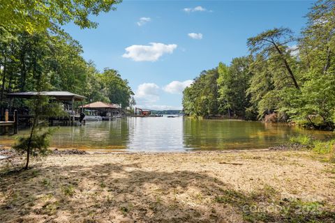 16427 Cozy Cove Road Charlotte NC 28278
