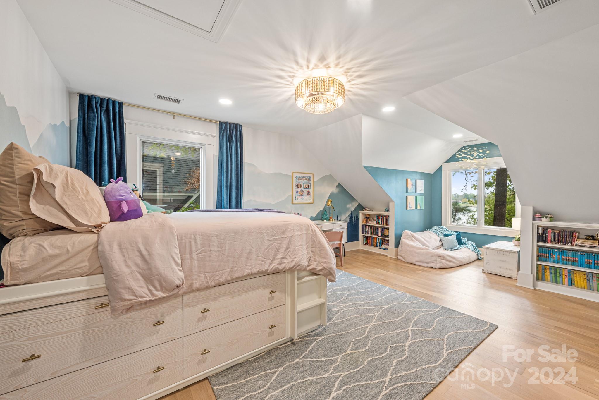 Island Forest - Residential