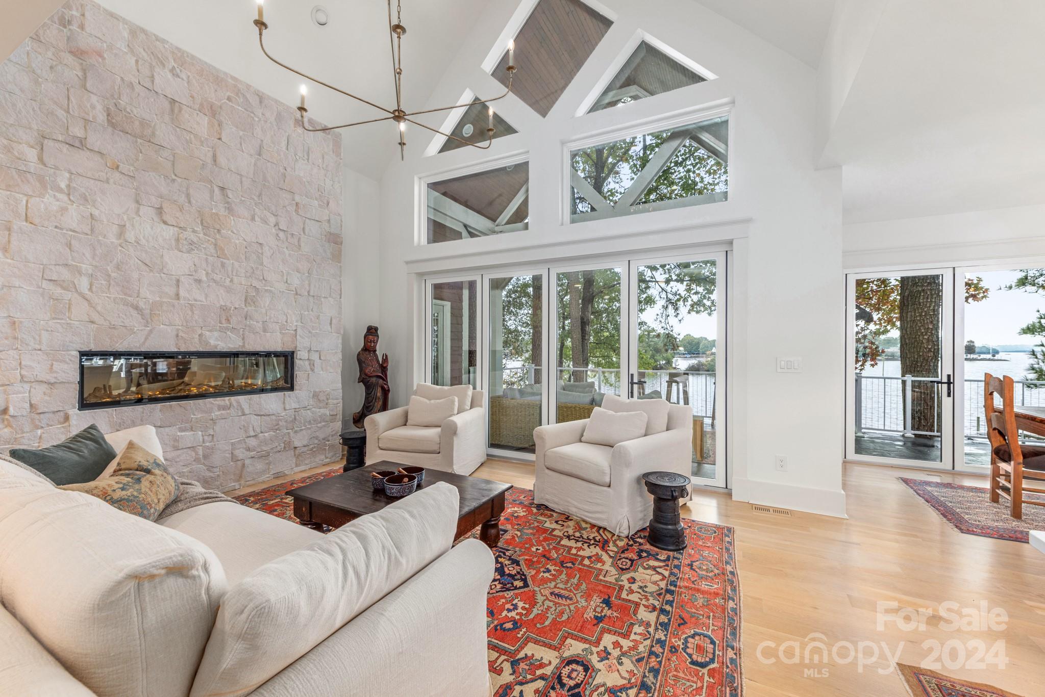 Island Forest - Residential