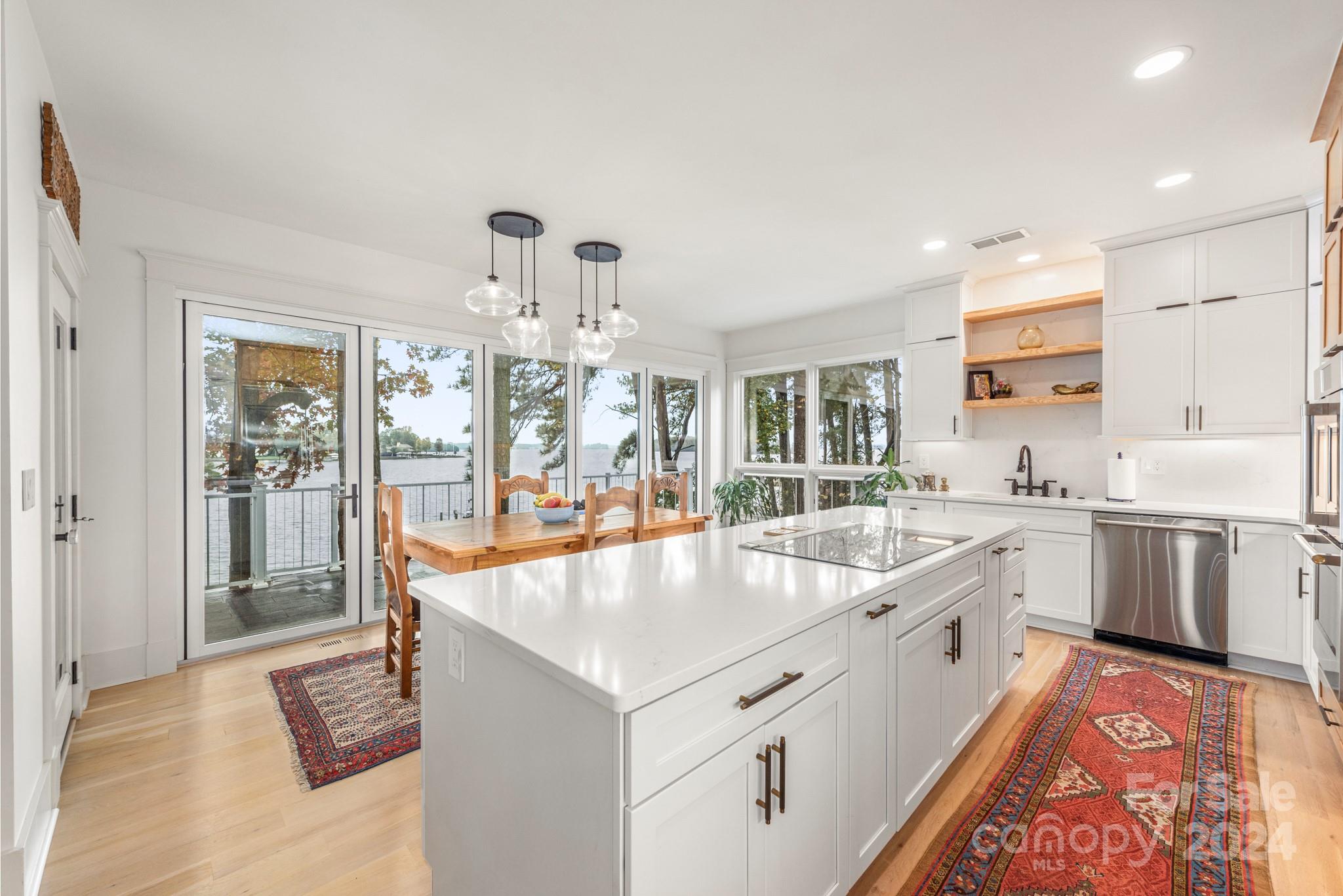 Island Forest - Residential