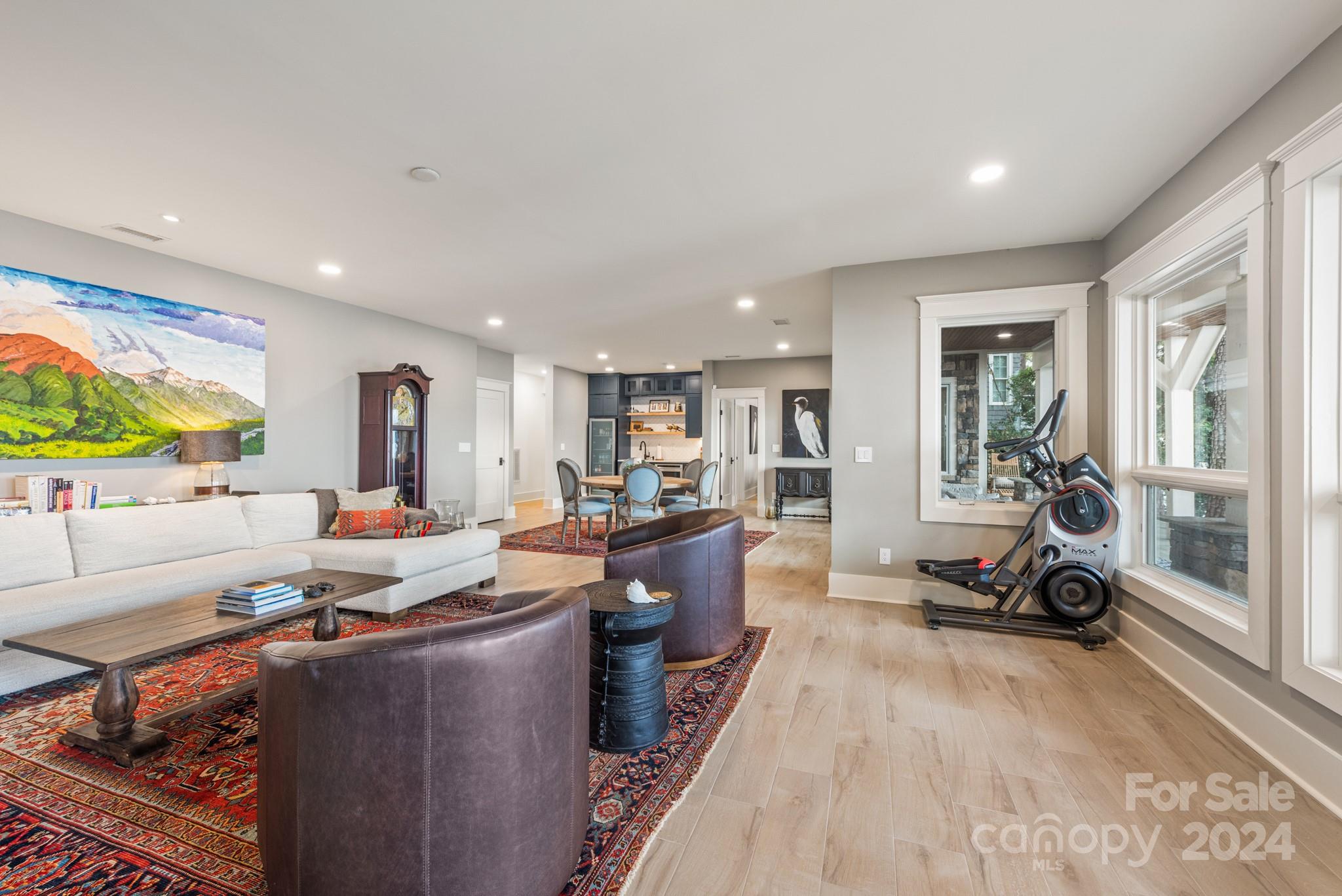 Island Forest - Residential