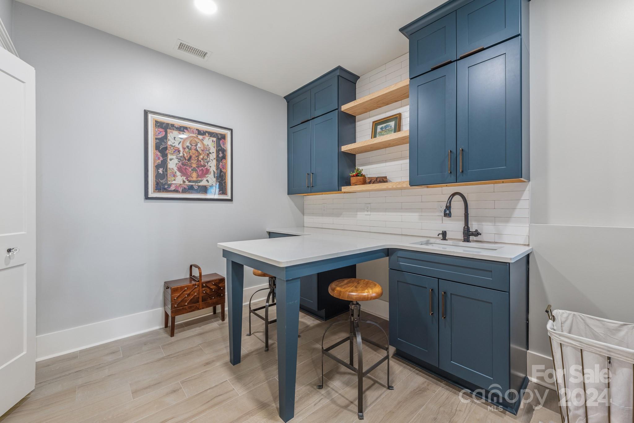 Island Forest - Residential