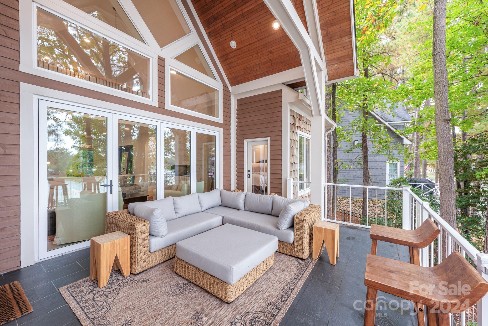 Island Forest - Residential