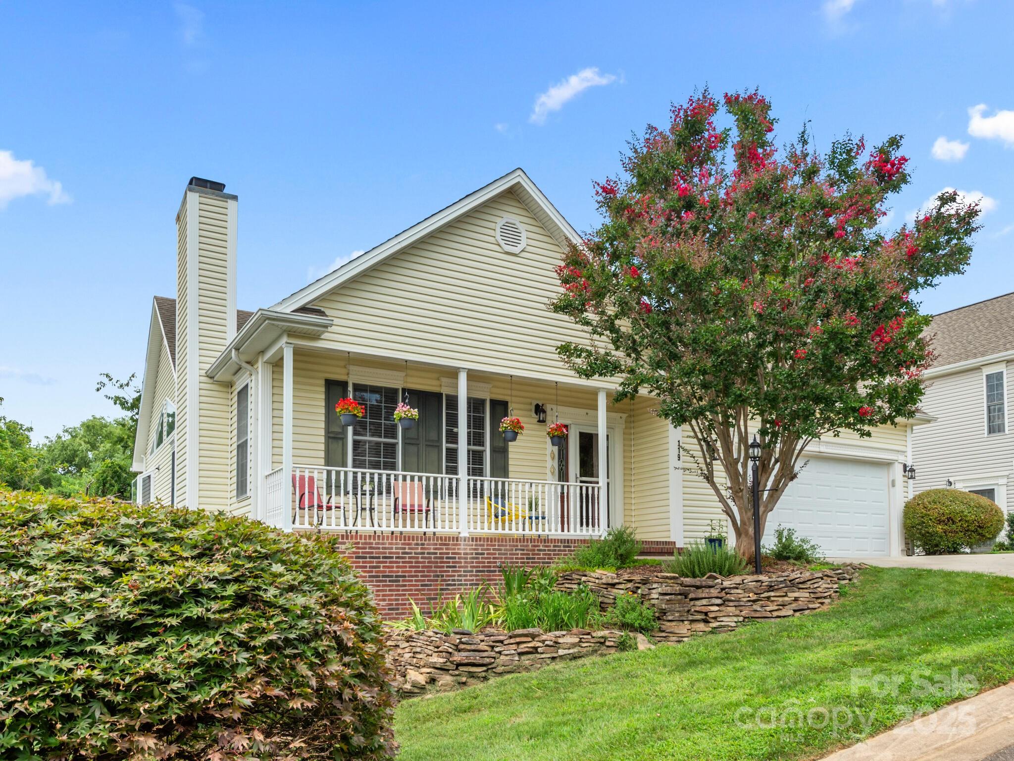 119 Willow Oak Drive