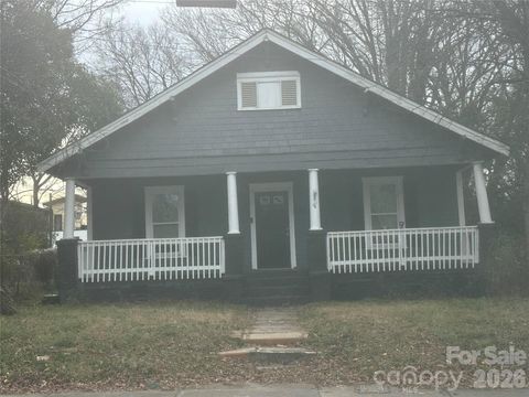 Photo of 628 E 18th Street, Charlotte, NC 28205 (MLS # 4334856)