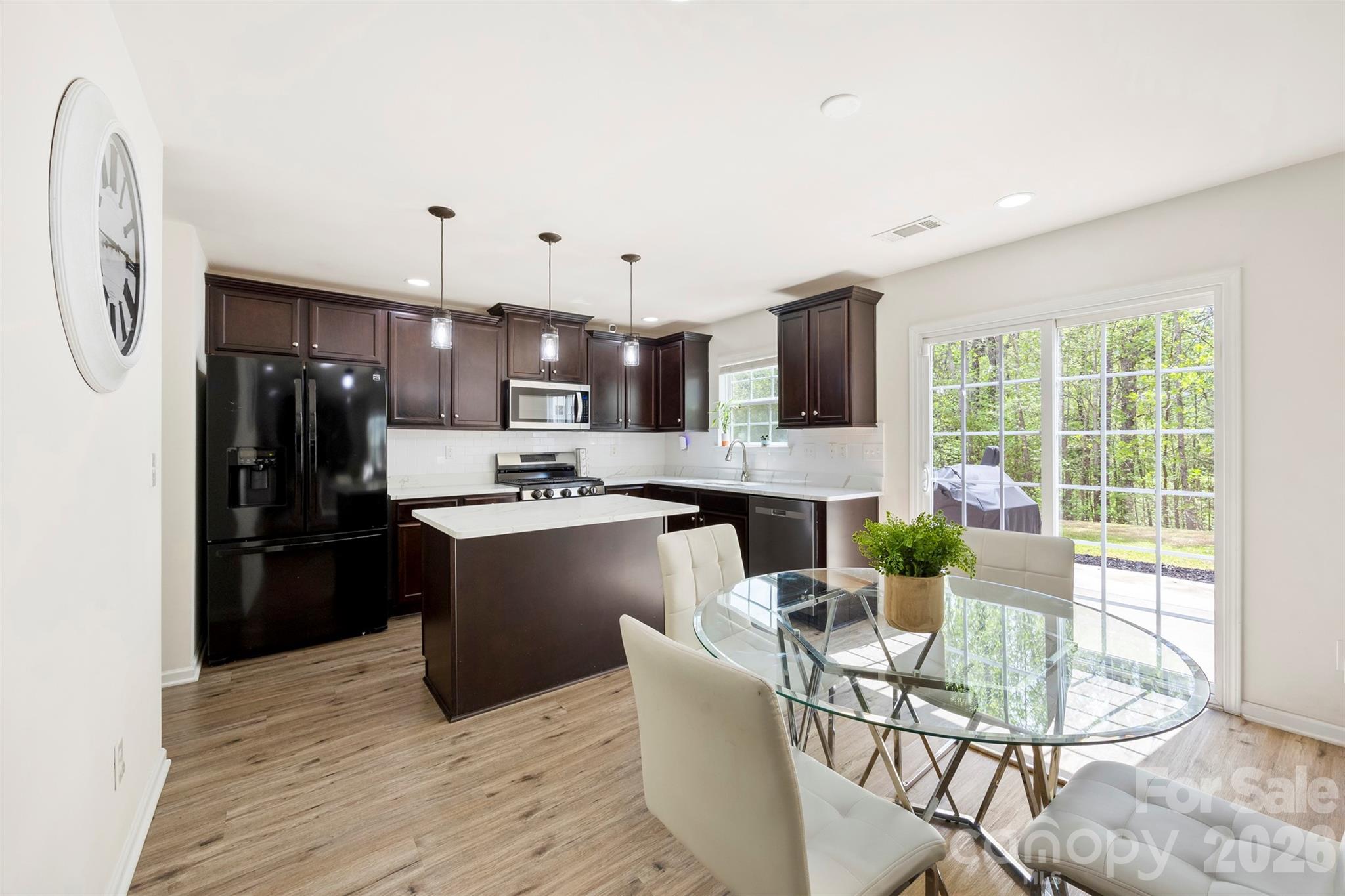 Northlake Landing - Residential