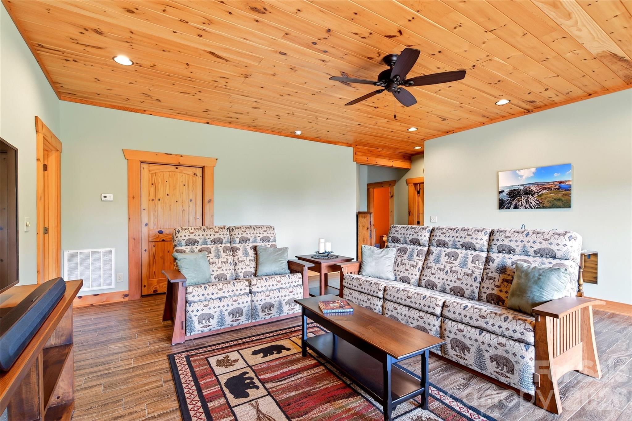 Grandview Peaks - Residential