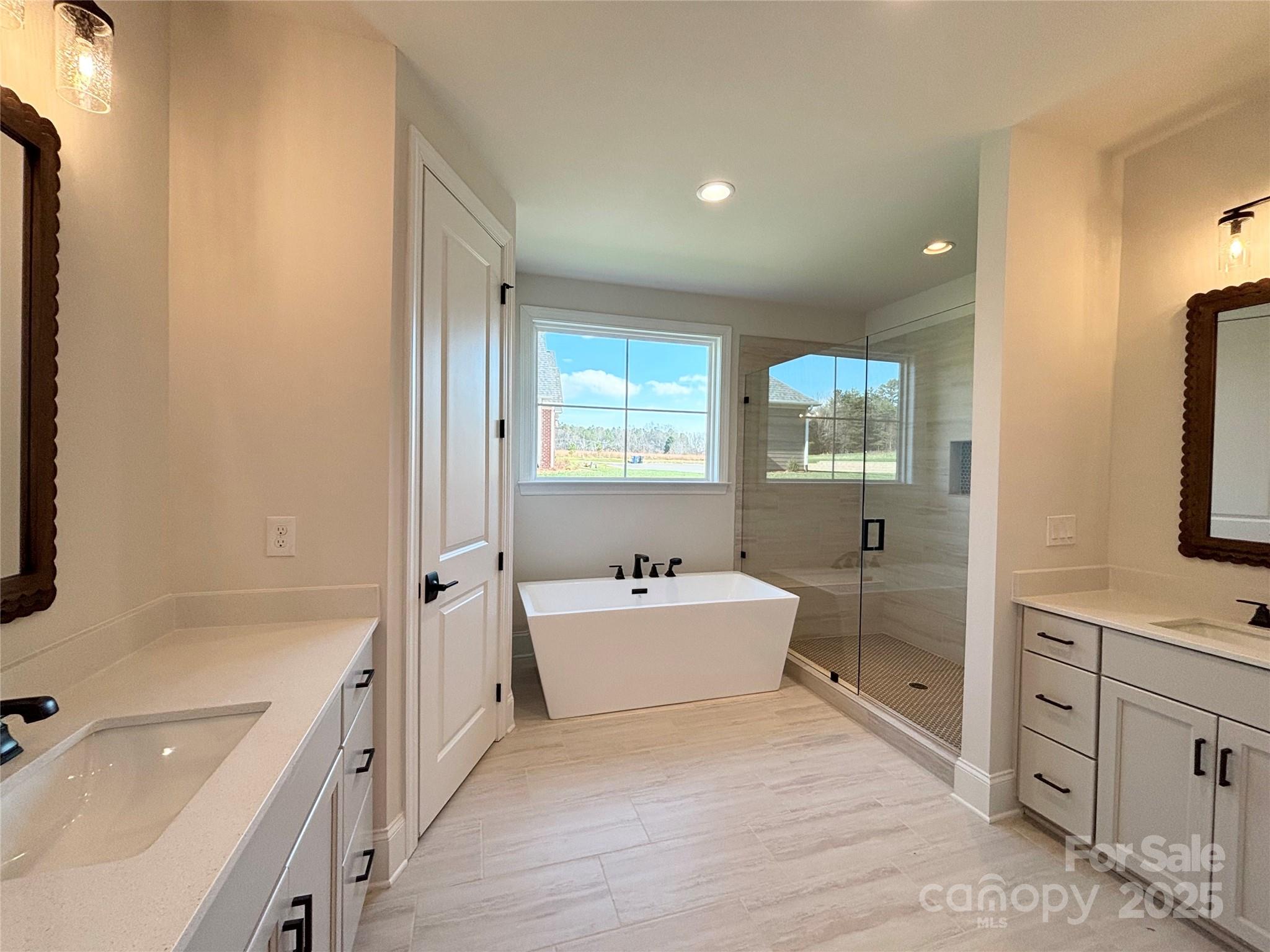 Saddlehorn - Residential